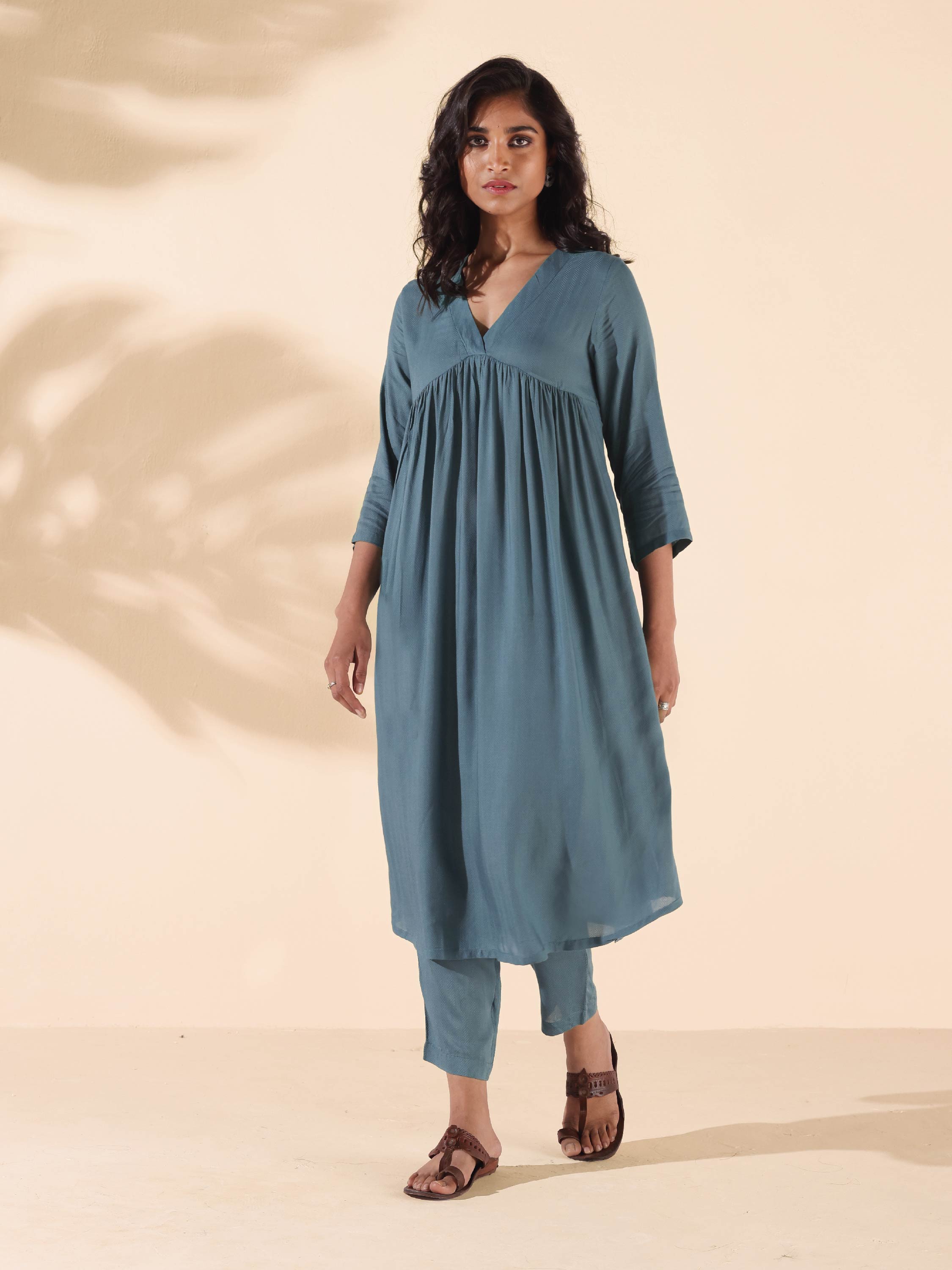 trueBrowns Turquoise Viscose Dobby Flared Kurta Pant Set - Distacart