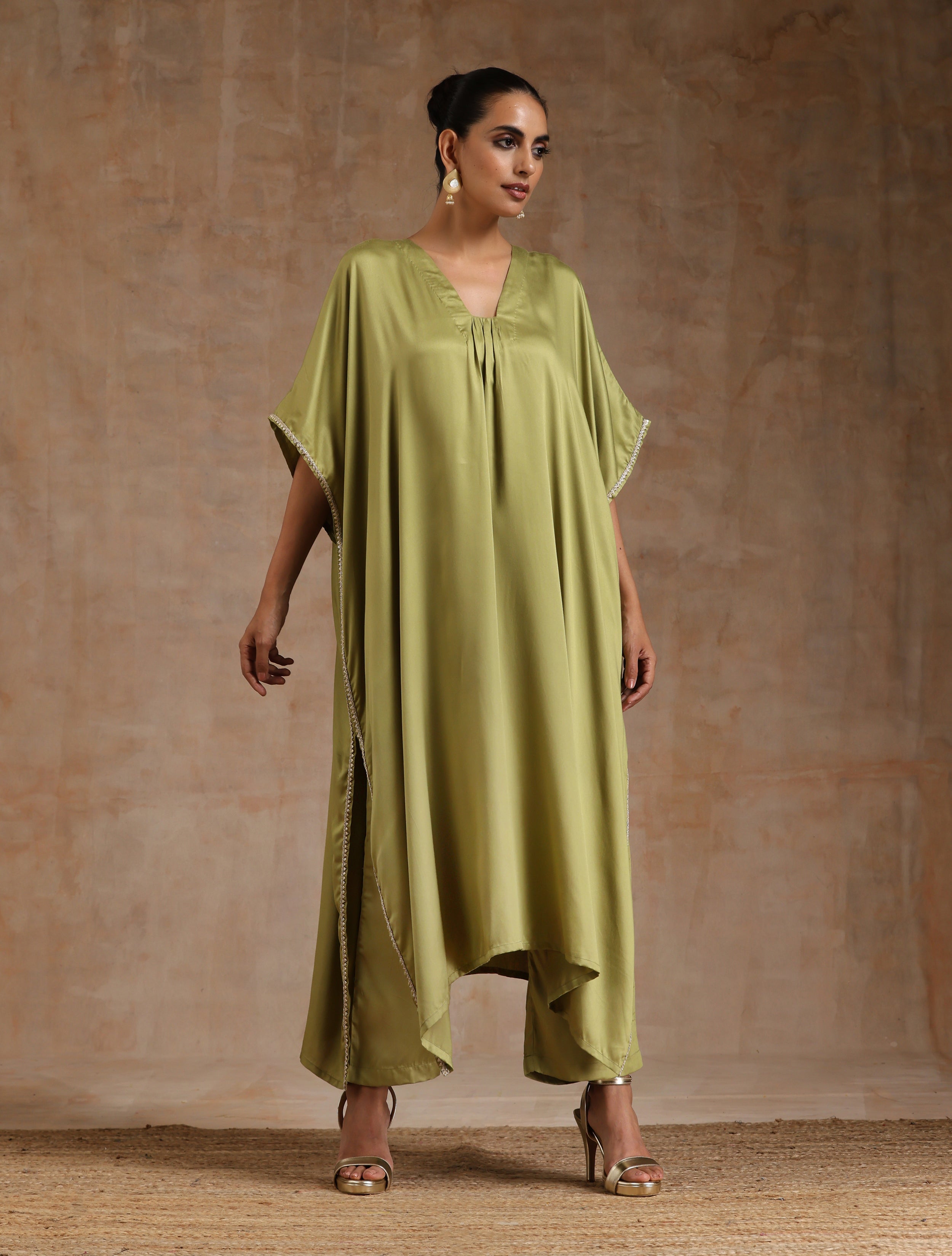trueBrowns Light Green Modal Satin Kaftan Kurta Set | Relove - Distacart