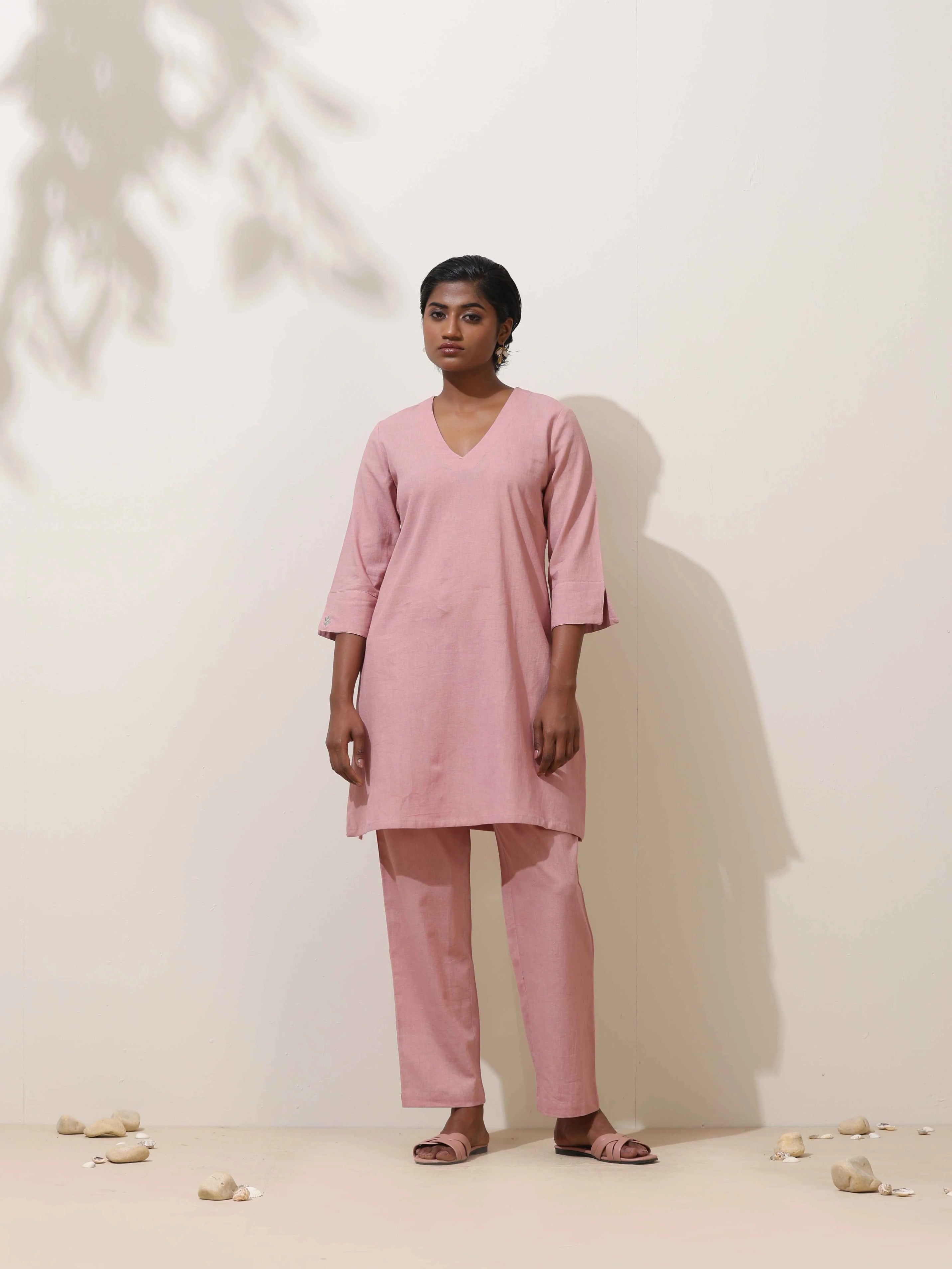 trueBrowns Pink Cotton Linen Kurta Co-Ord Set - Distacart