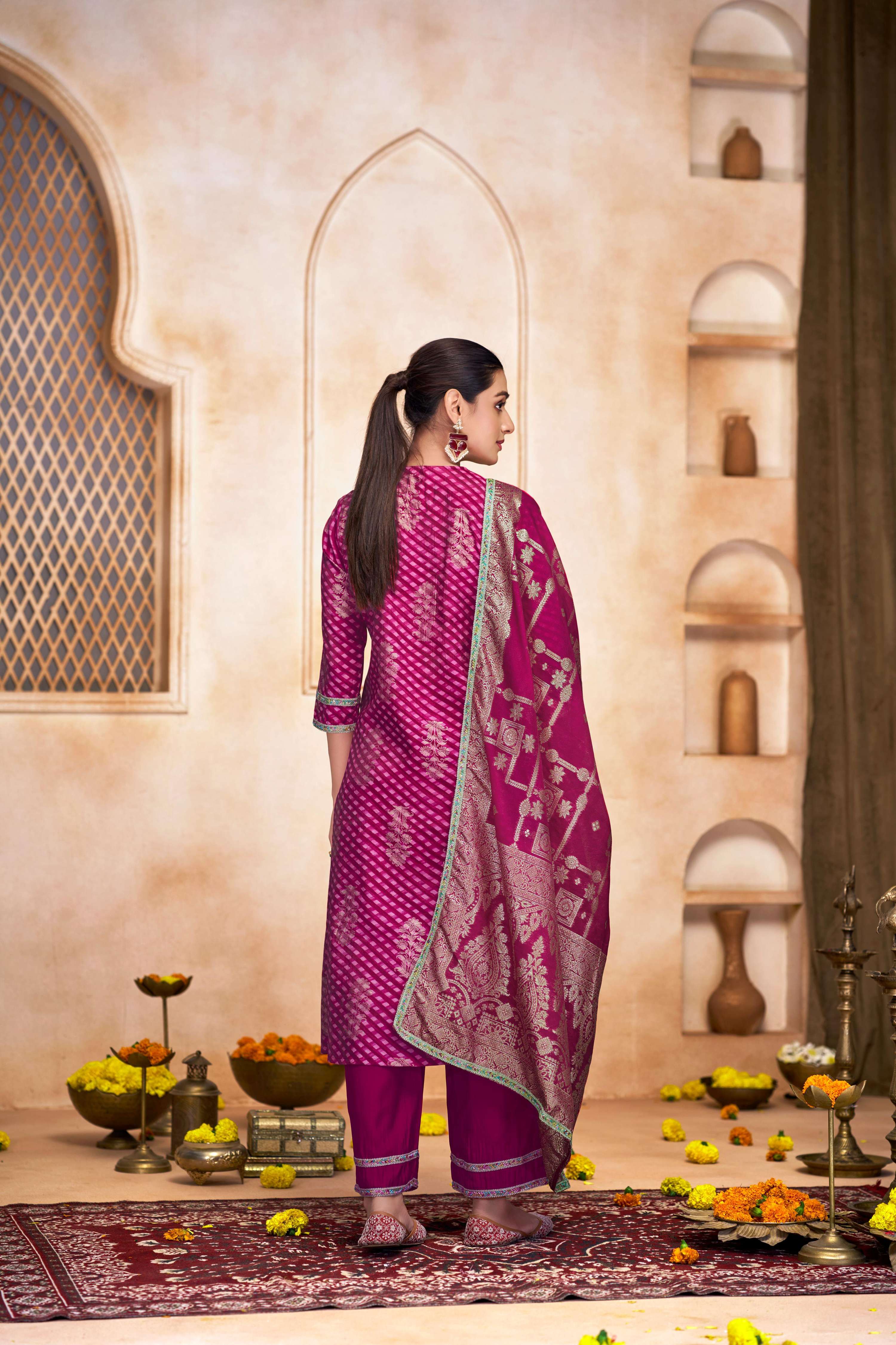 BulBul Rashmi Fuschia Kurta Set with Dupatta