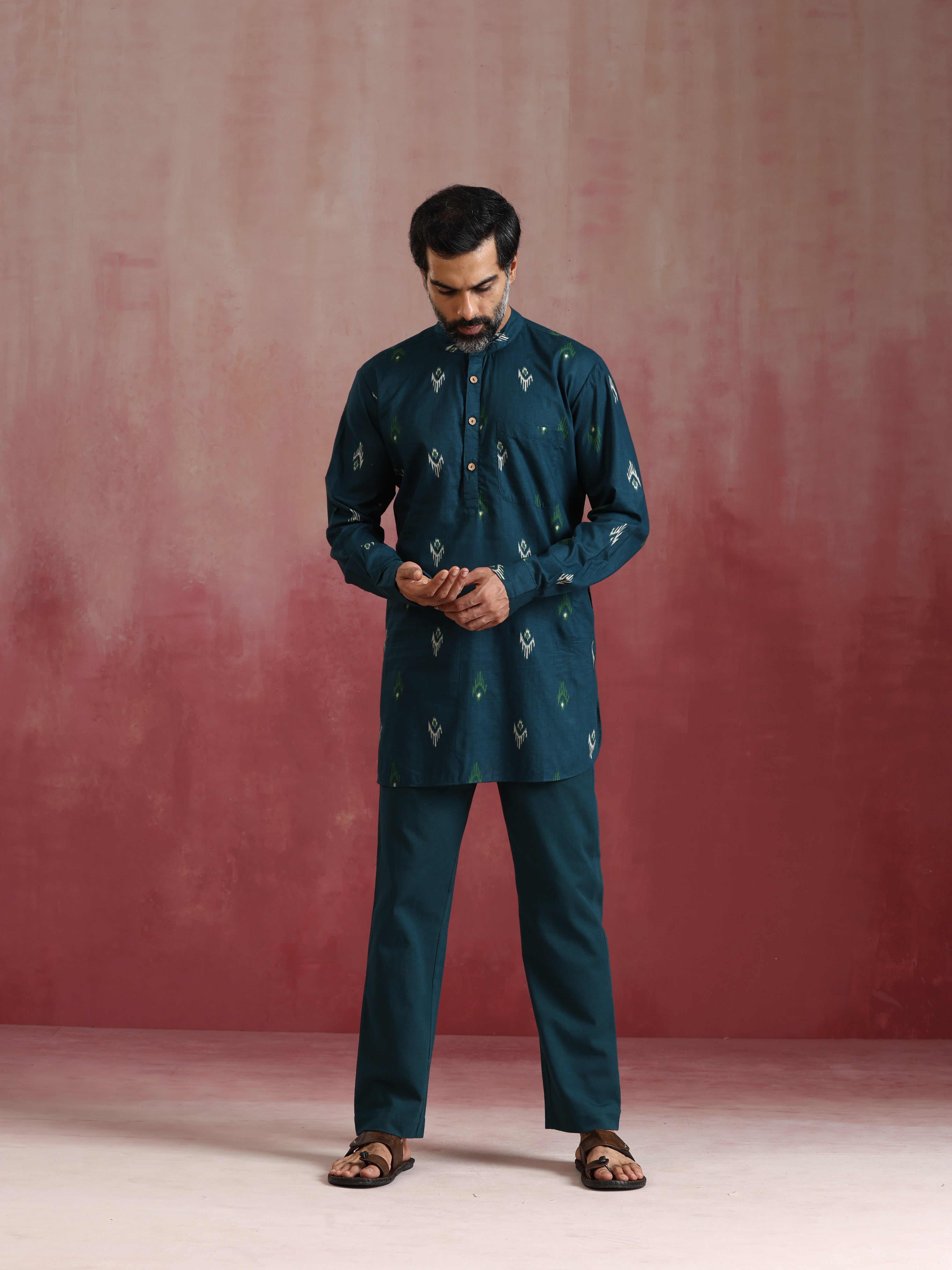 trueBrowns Men's Blue Ikat Print Mandarin Collar Kurta Co-ord set - Distacart