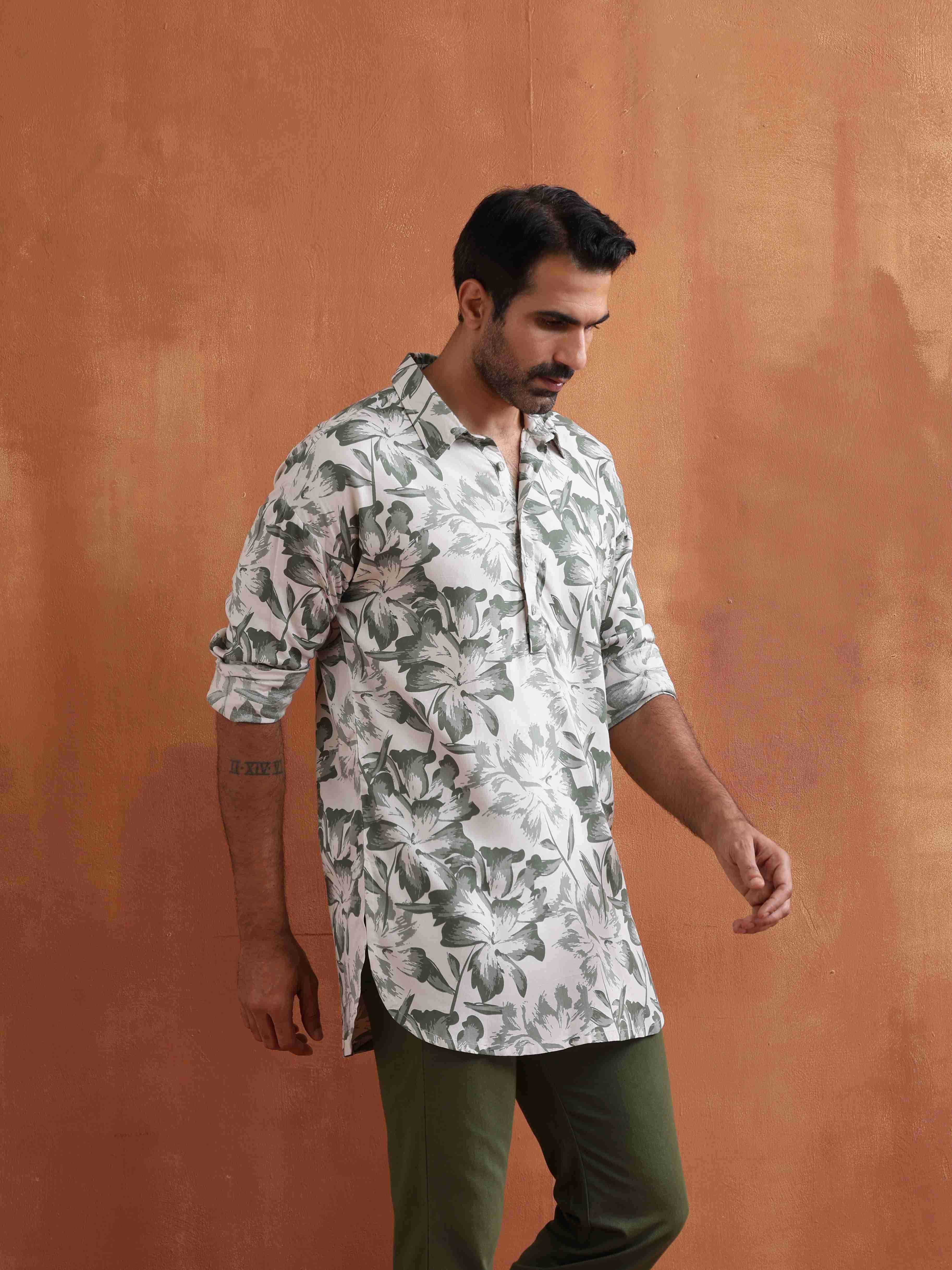 trueBrowns Men's Off White Printed Short Kurta - Distacart