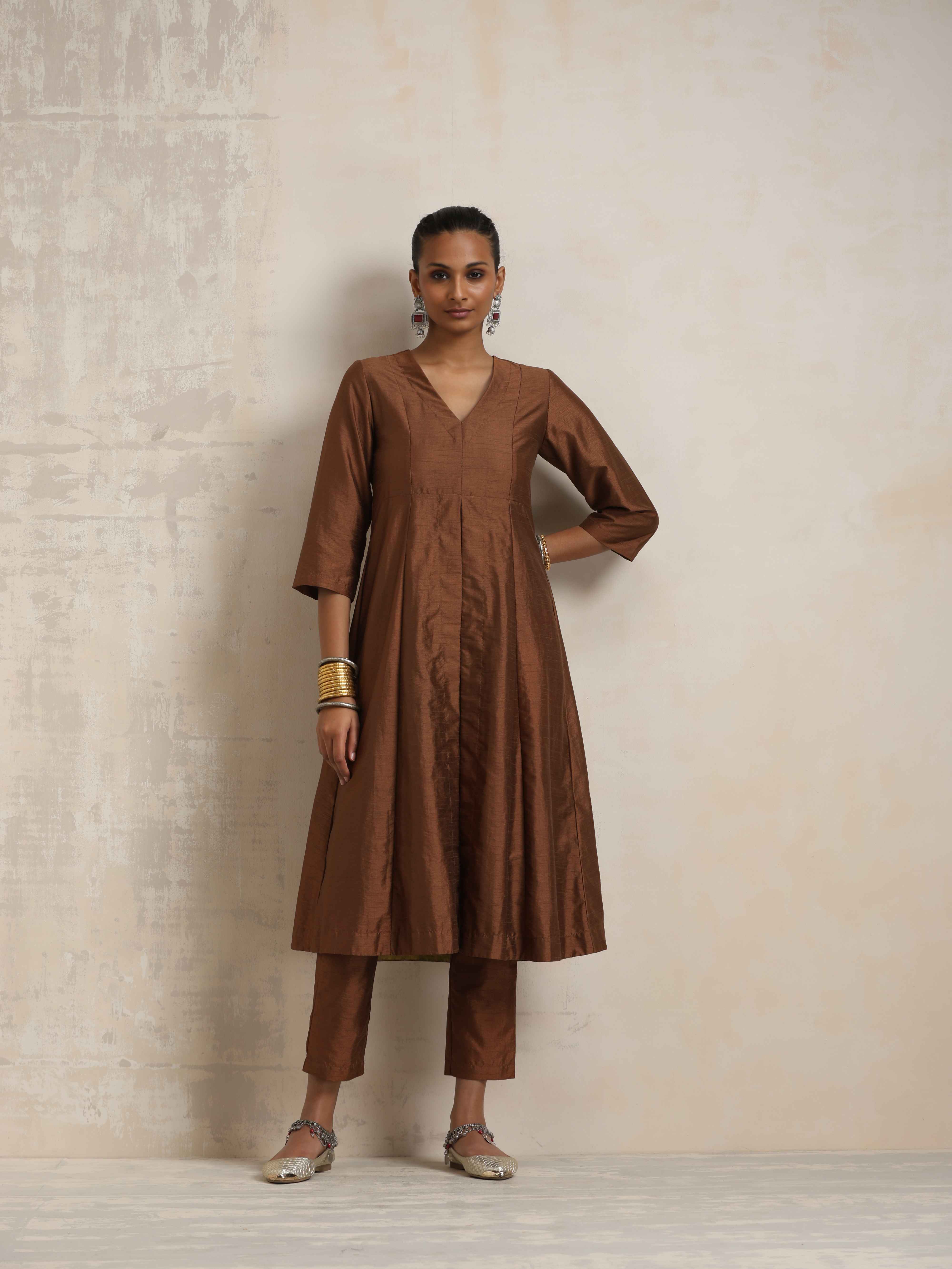 trueBrowns Brown Silk Slit Kurta Set - Distacart