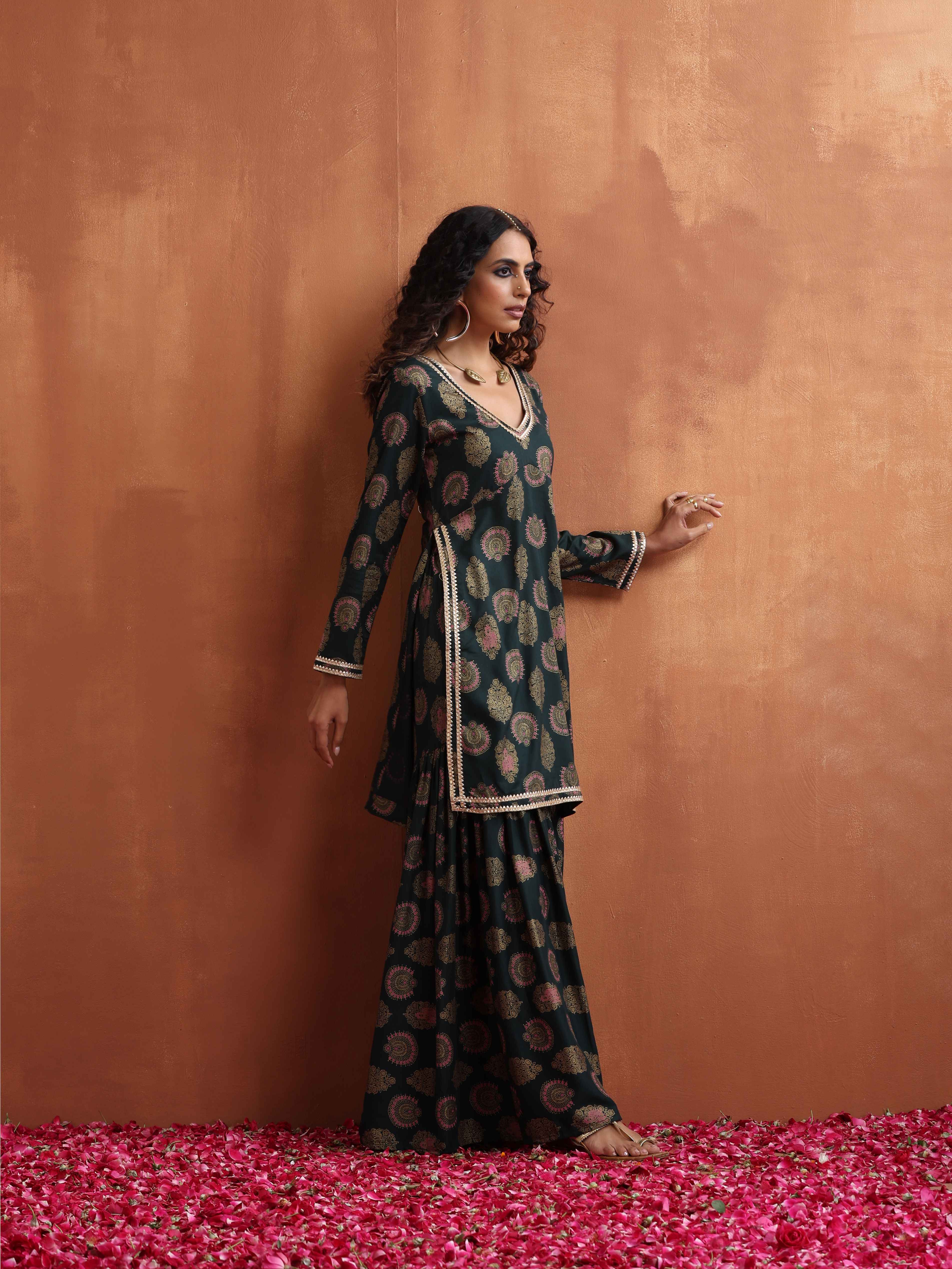 trueBrowns Green Foil Print Sharara Set - Distacart