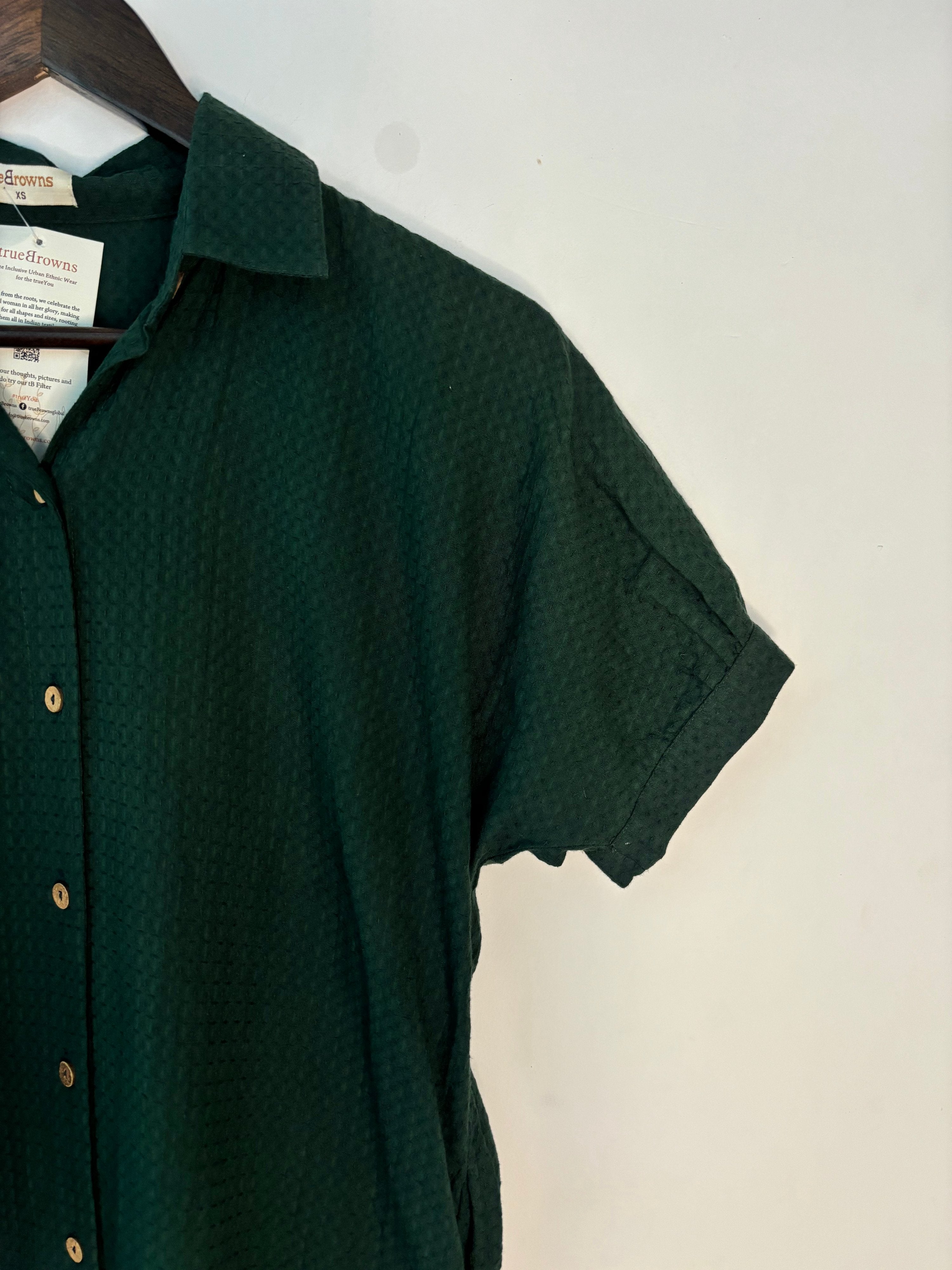 trueBrowns Dark Green Cotton Dobby Top - Distacart