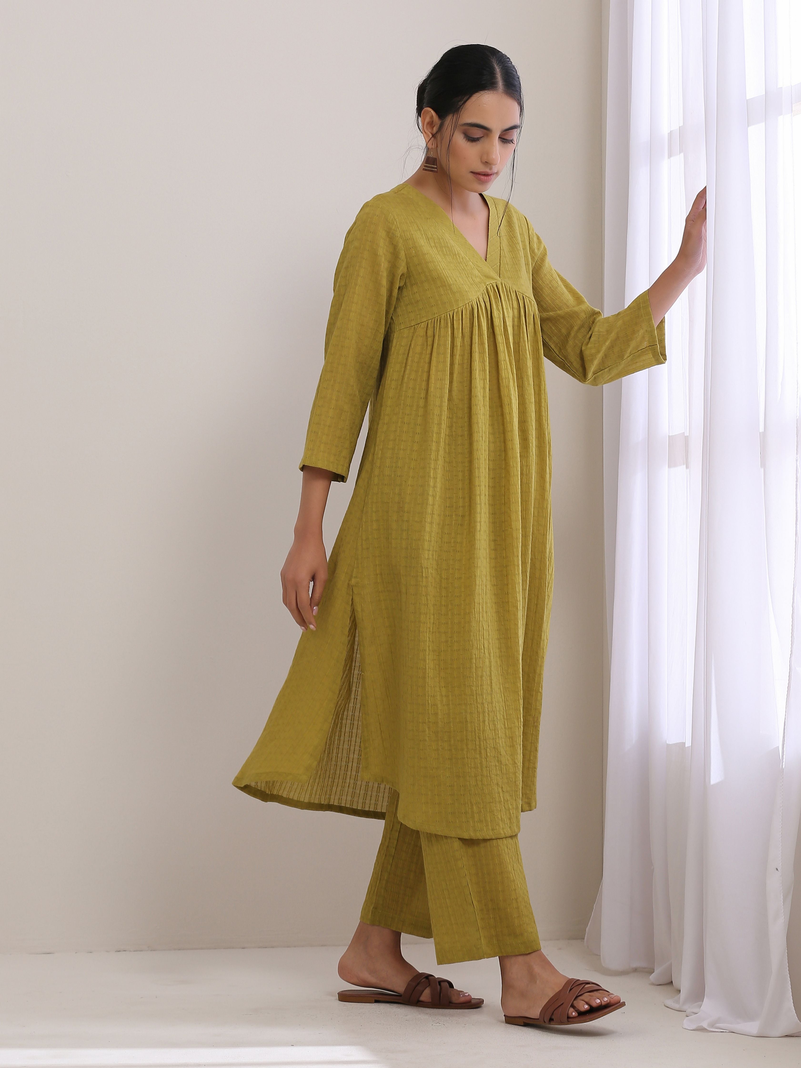 trueBrowns Avacado Green Dobby Flared Slit Kurta Pant Set - Distacart