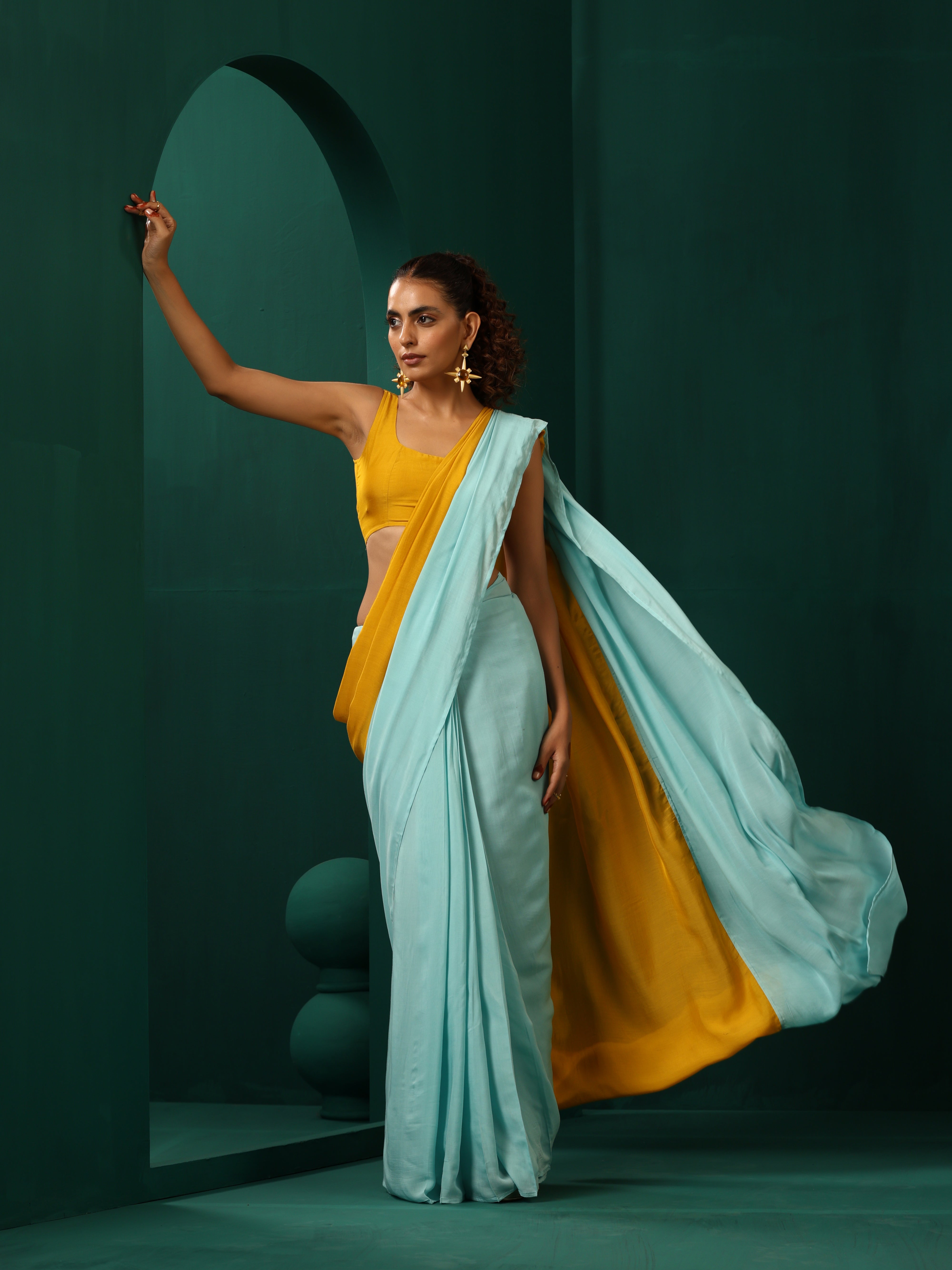 trueBrowns Blue Mustard Muslin Silk Ready to Wear Saree - Distacart