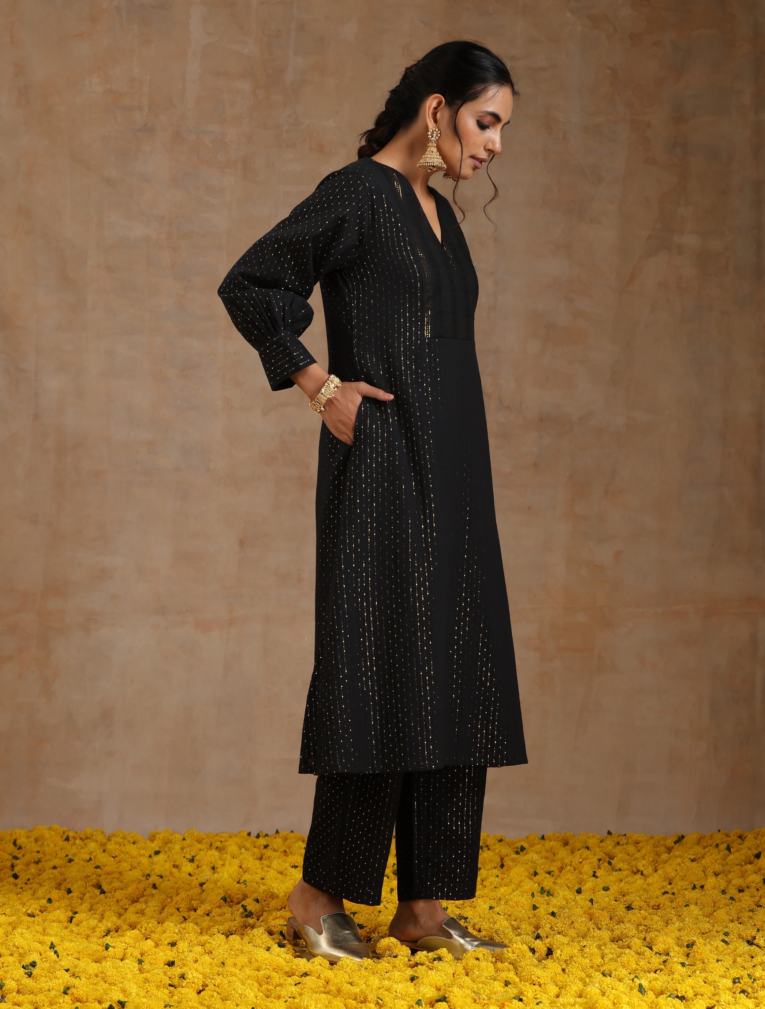 trueBrowns Black Gold Cotton Overlap Yoke Kurta Set - Distacart