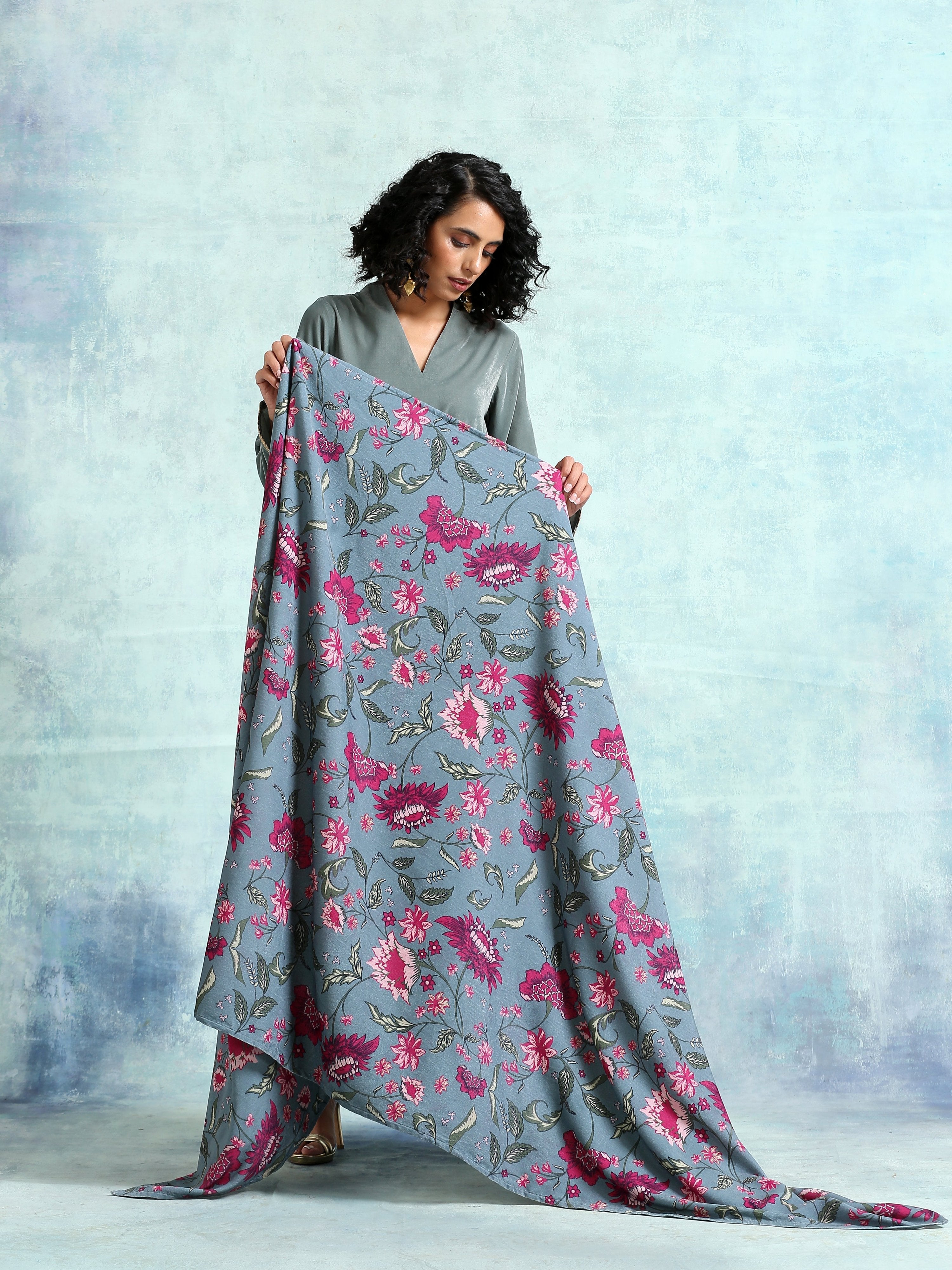 trueBrowns Grey Printed Velvet Shawl - Distacart