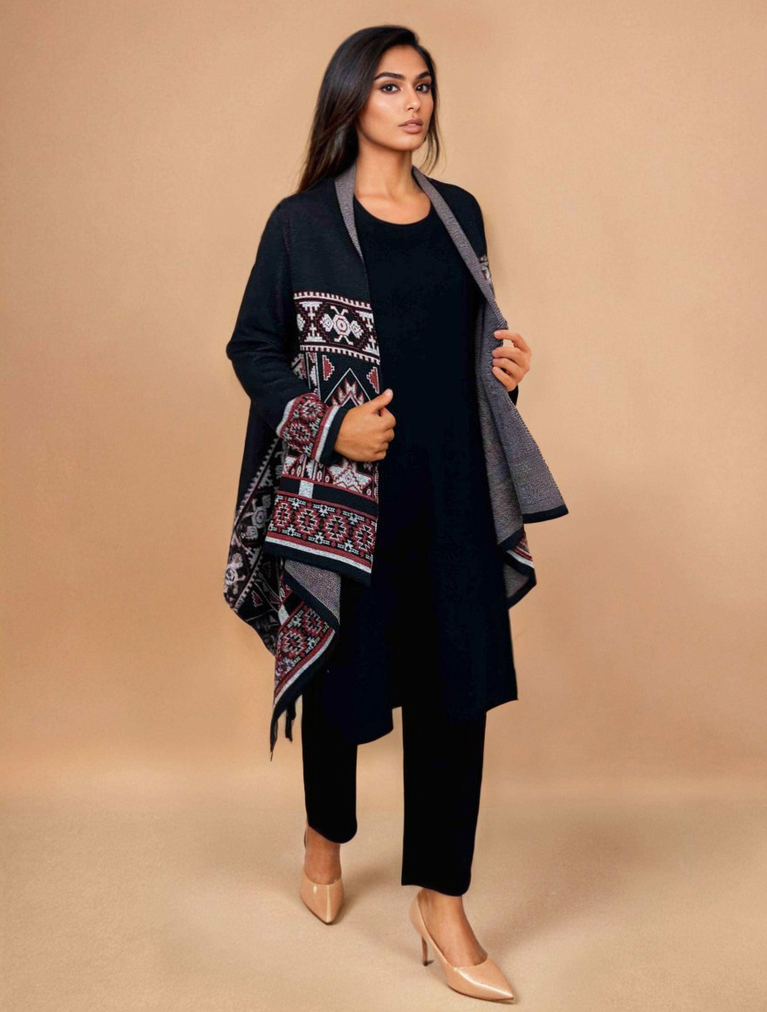 trueBrowns Black Woollen Geometric Kaftan Cape - Distacart