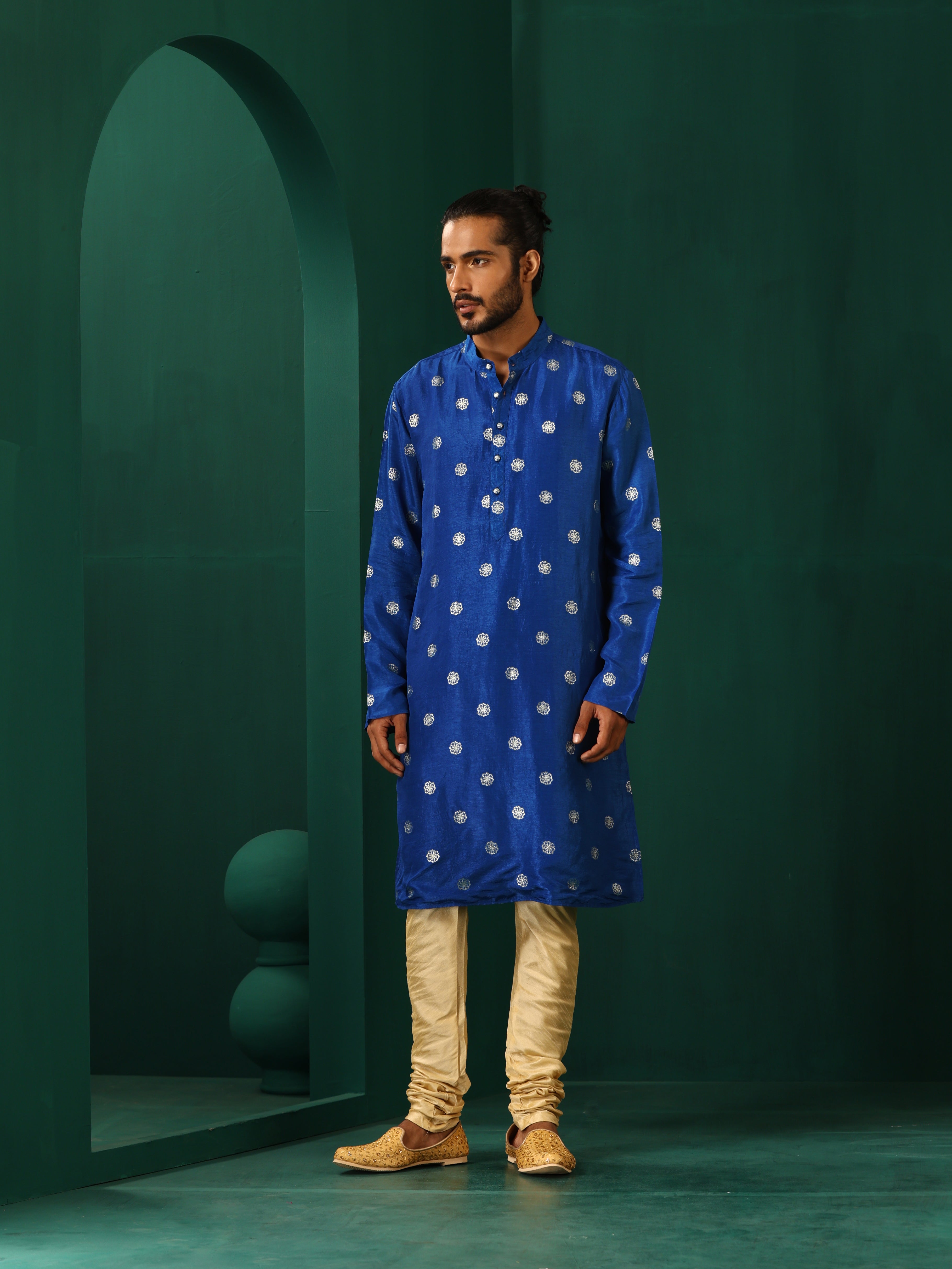 trueBrowns Men's Royal Blue Geometric Floral Viscose Silk Long Kurta - Distacart