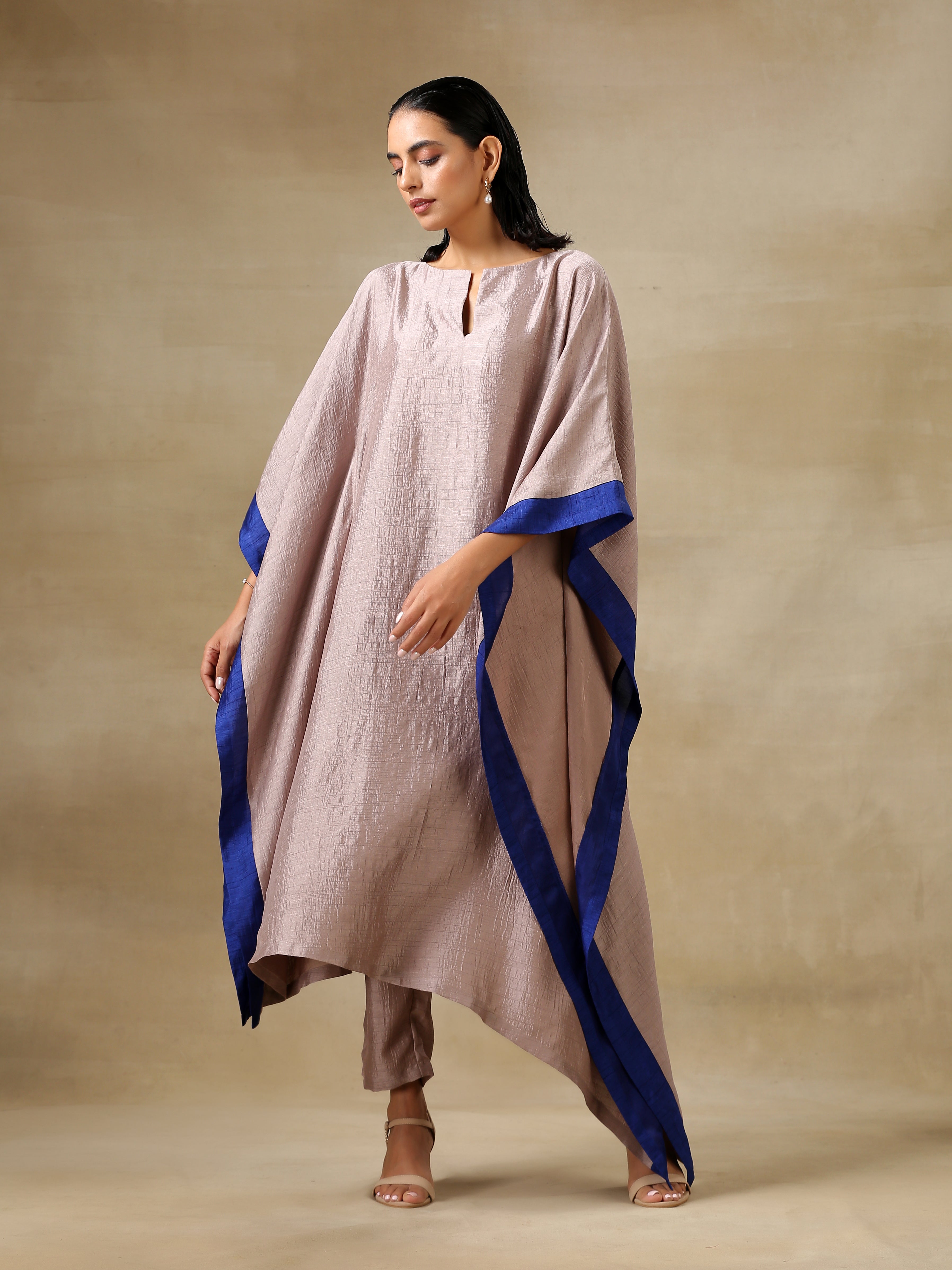 trueBrowns Grey Textured Silk High Low Kaftan Pant Set - Distacart