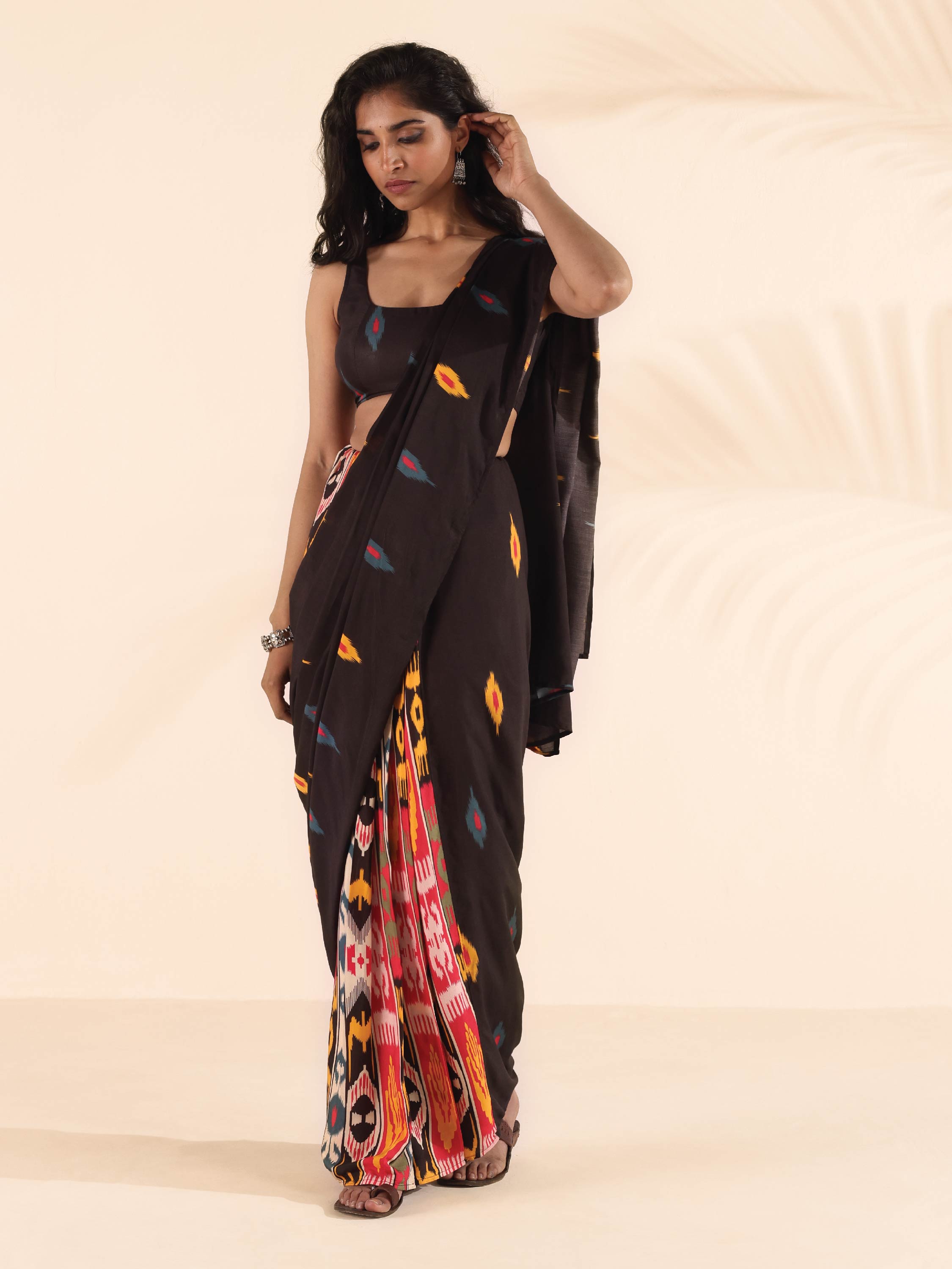 trueBrowns Cola Muslin Ikat Saree - Distacart