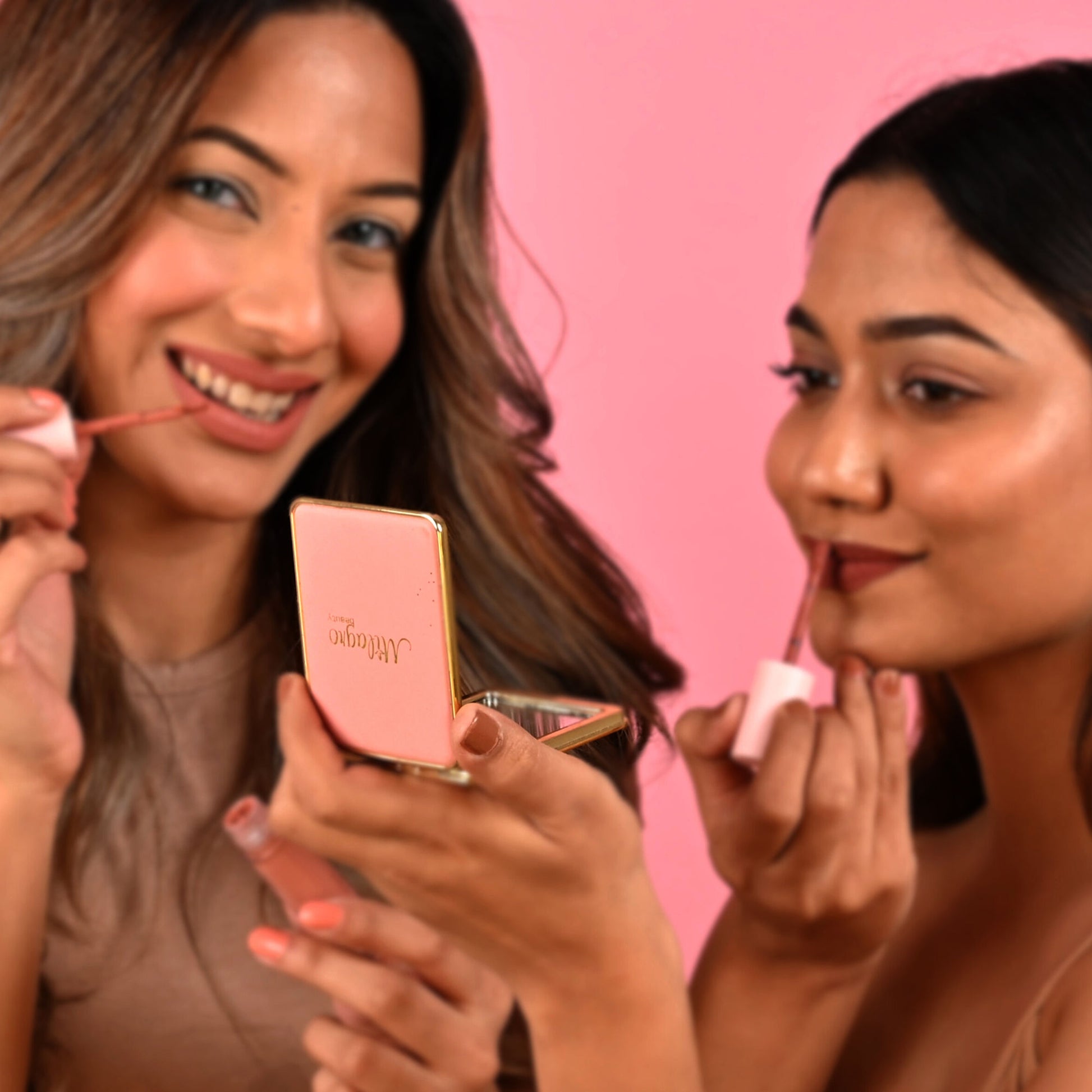 Milagro Beauty Hand Mirror - Distacart