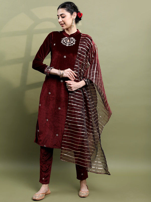 Vishudh Women Floral Embroidered Knitted Velvet Kurta with Trousers & With Dupatta