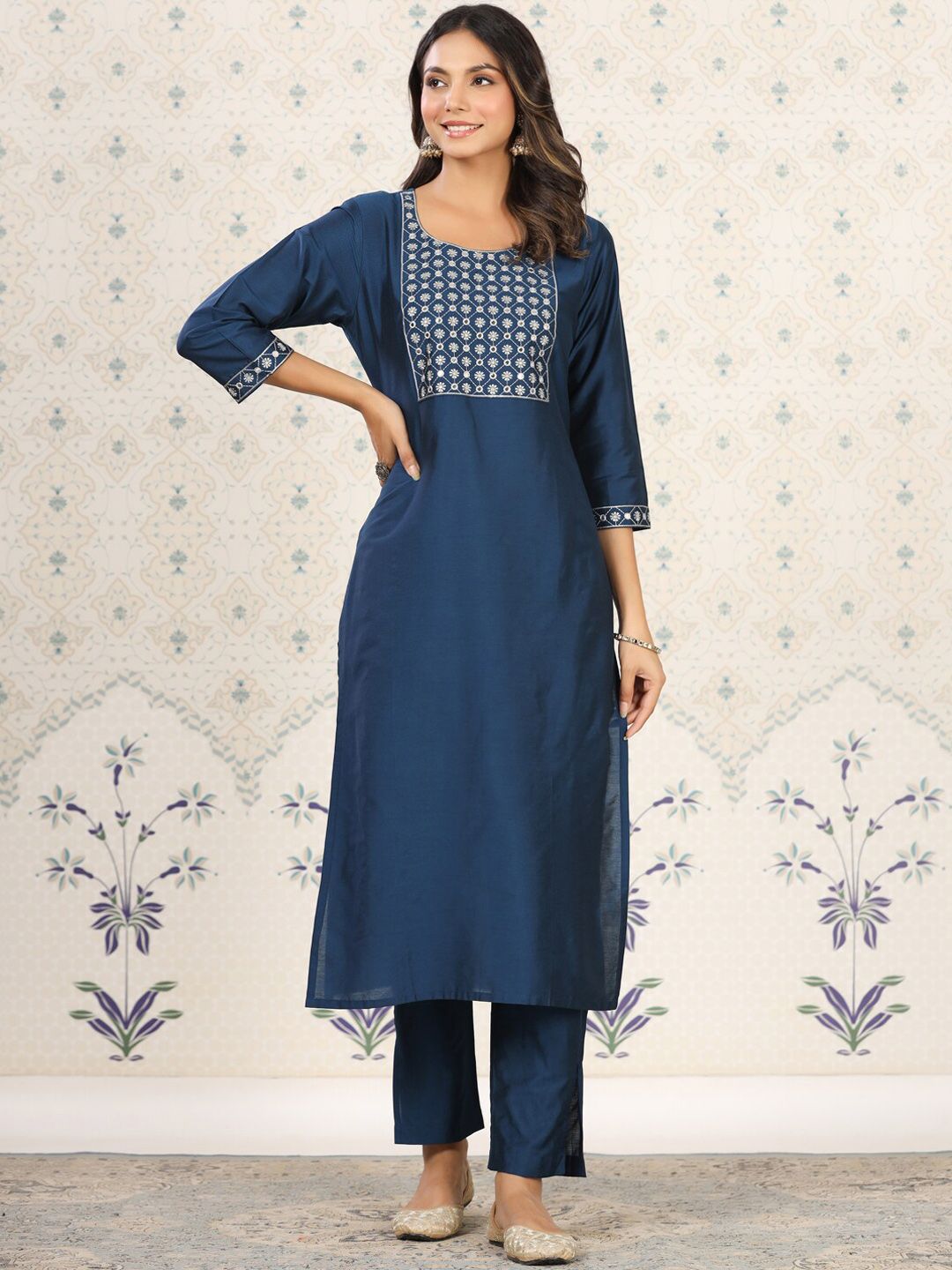 Ode by House of Pataudi Floral Embroidered Yoke Mirror Work Straight Kurta with Trousers - Distacart