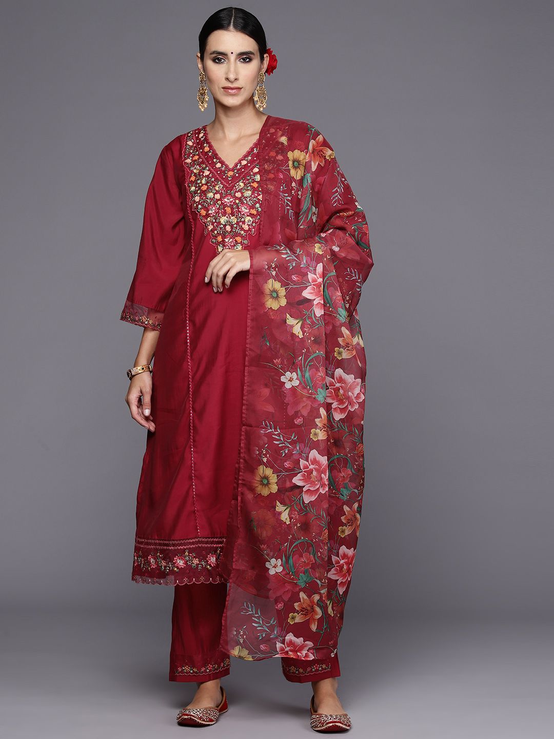 Indo Era Women Floral Yoke Design Panelled Thread Work Kurta with Trousers & Dupatta
