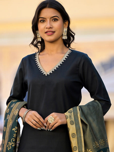 Vishudh Green & Gold Toned Embellished V Neck Straight Kurta & Palazzos With Dupatta