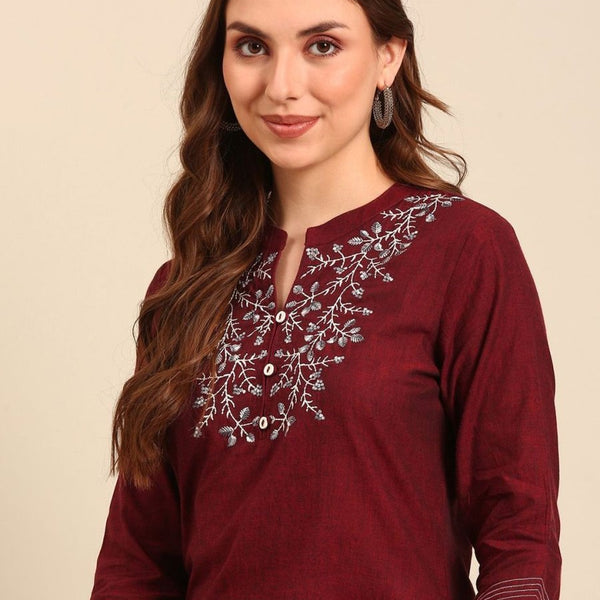 Anouk Notched Neck Thread Work Pure Cotton Straight Kurta - Distacart