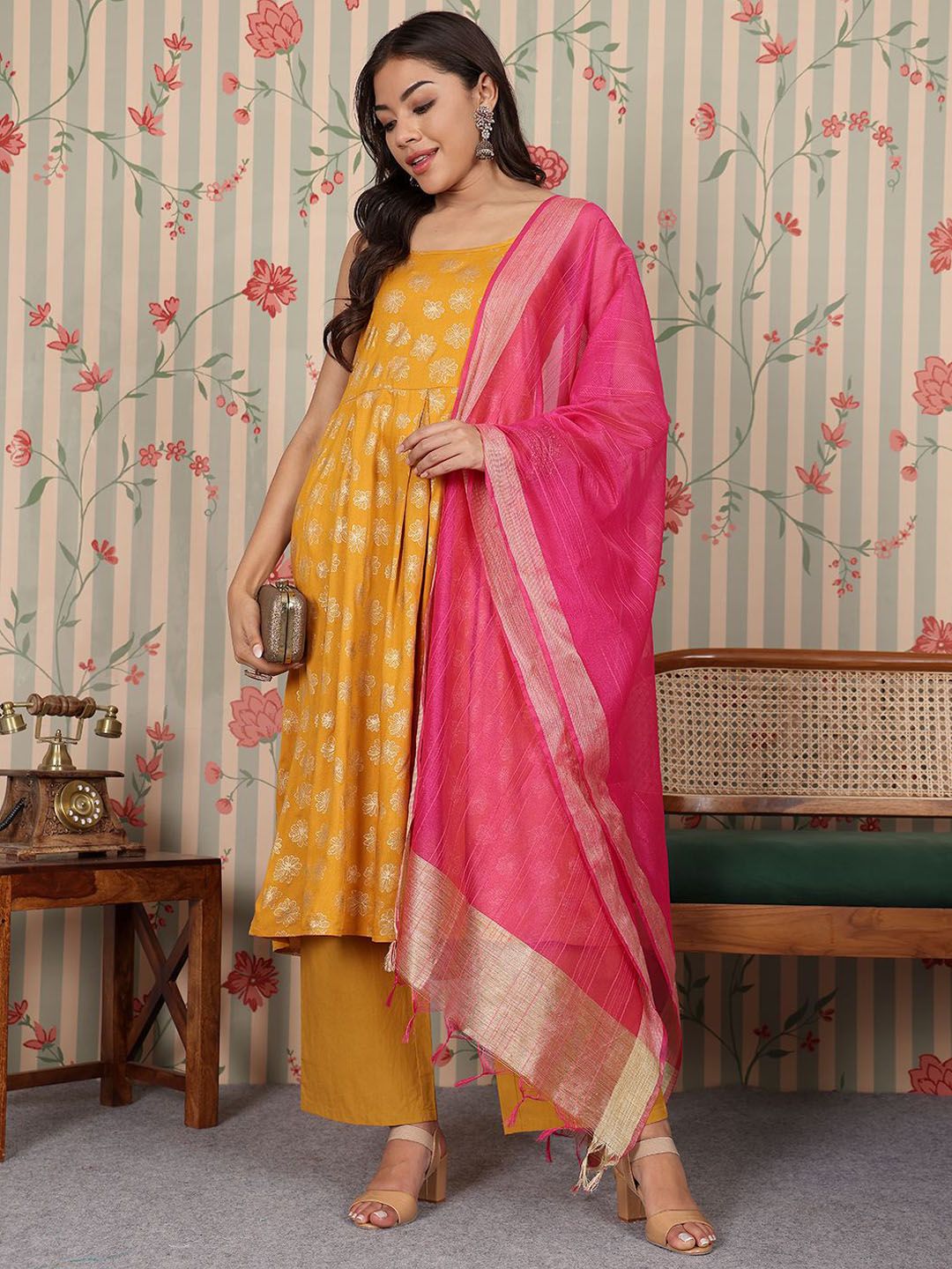 Ode by House of Pataudi Women Floral Printed Regular Kurta with Palazzos & With Dupatta - Distacart