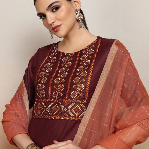 Vishudh Embroidered Rund Neck Straight Kurta & Palazzos With Dupatta - Distacart