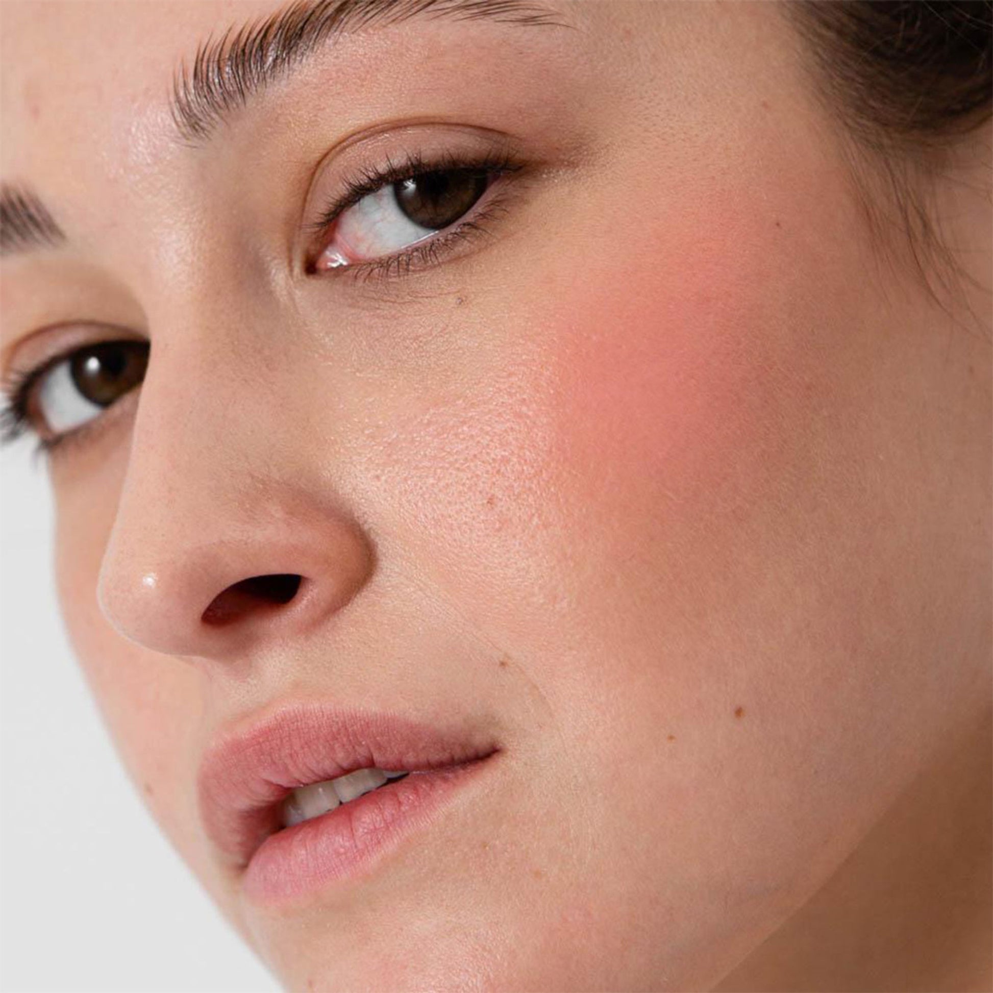 Makeup Revolution Blusher Reloaded - Peach Bliss - Distacart