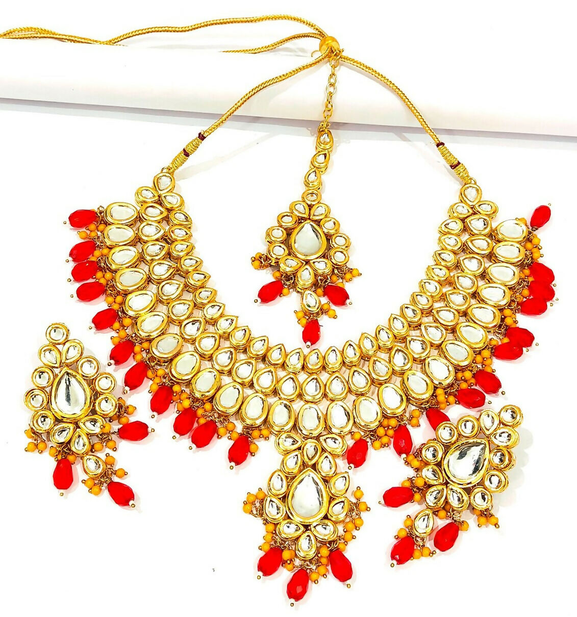 Joban Fashion Hand Made High Quality Gold Plated Base Metal Alloy Kundan Stone Studded Kundan Jewellery Set