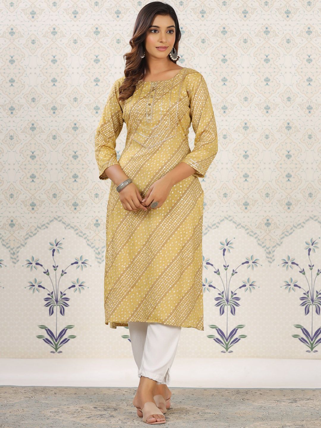 Ode by House of Pataudi Ethnic Motifs Printed Gotta Patti Straight Kurta - Distacart