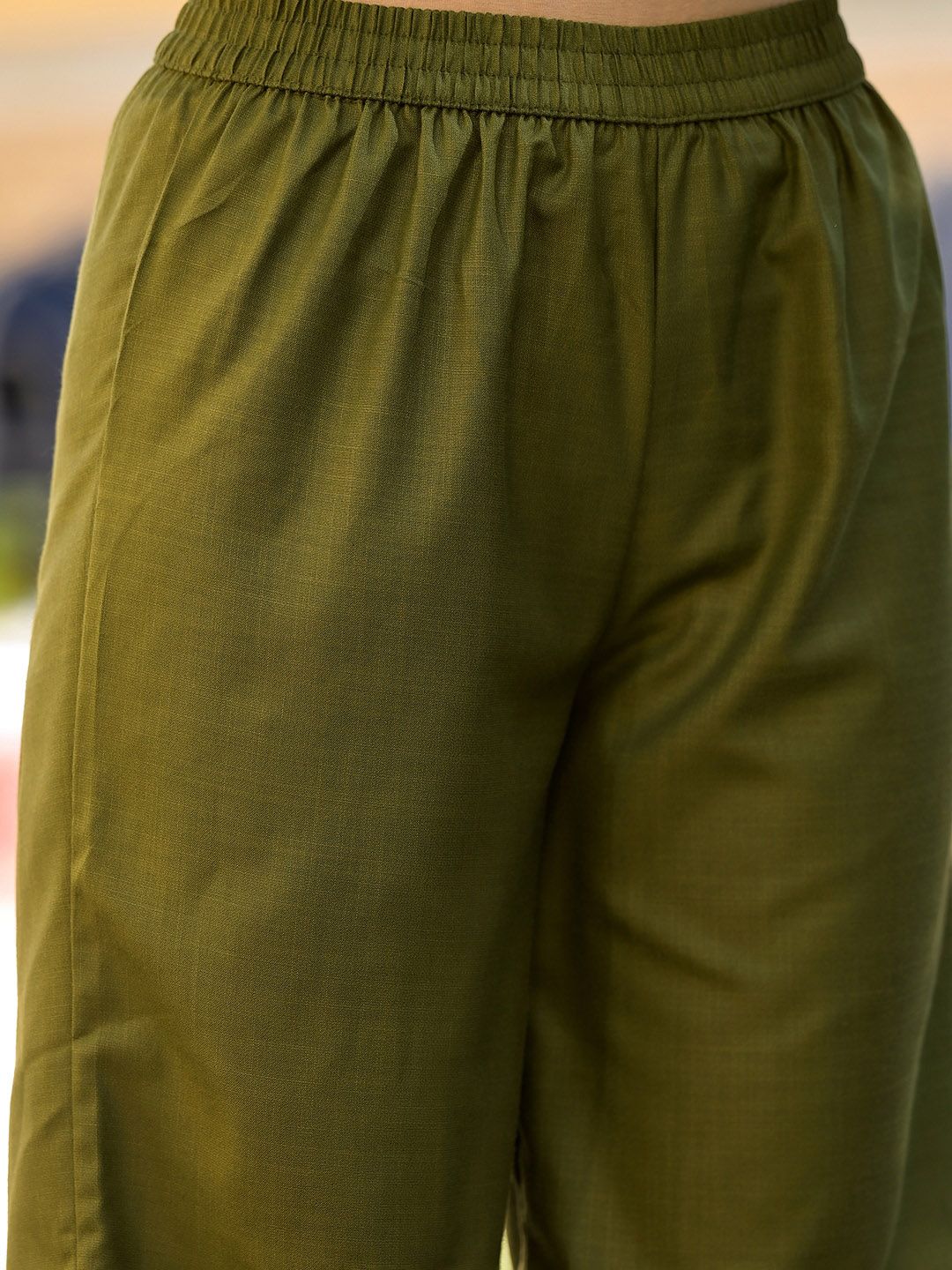 Vishudh Green & Gold Toned Round Neck Embellished Straight Kurta & Palazzos With Dupatta
