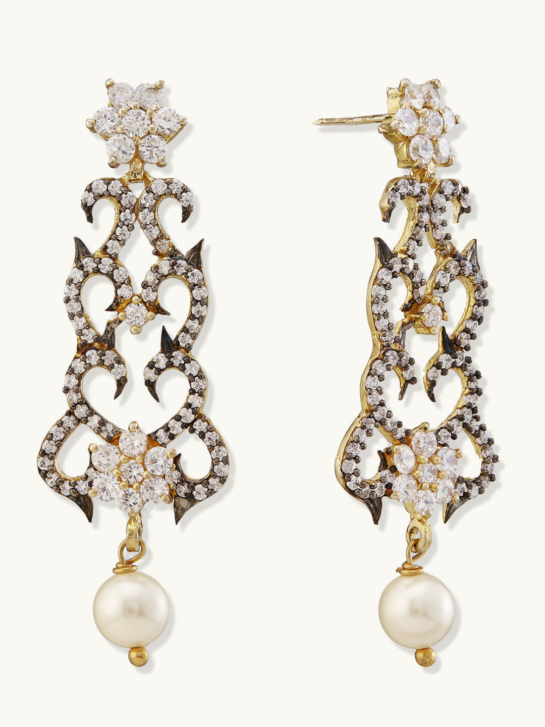 Nuyug 22K Gold-Plated Cubic Zirconia Studded & Pearl Beaded Necklace Set