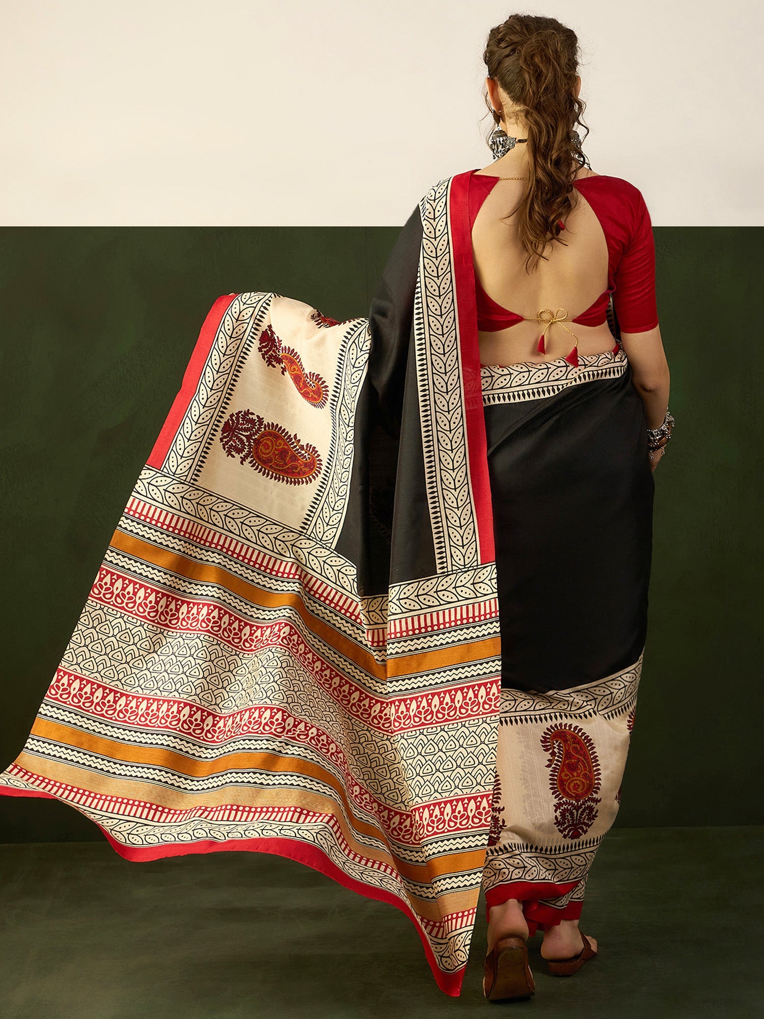 NOZ2TOZ Women's Bhagalpuri Silk Black Printed Designer Saree With Blouse Piece - Distacart