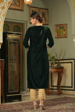 Thumbnail for Juniper Women's Green Soild Velvet Kurta With Zari Work & Buttons