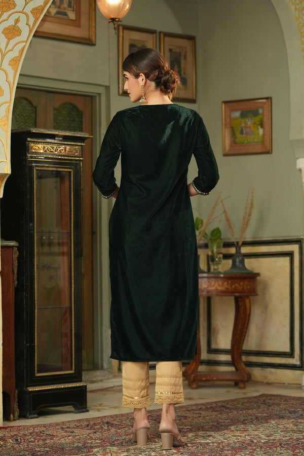 Juniper Women's Green Soild Velvet Kurta With Zari Work & Buttons