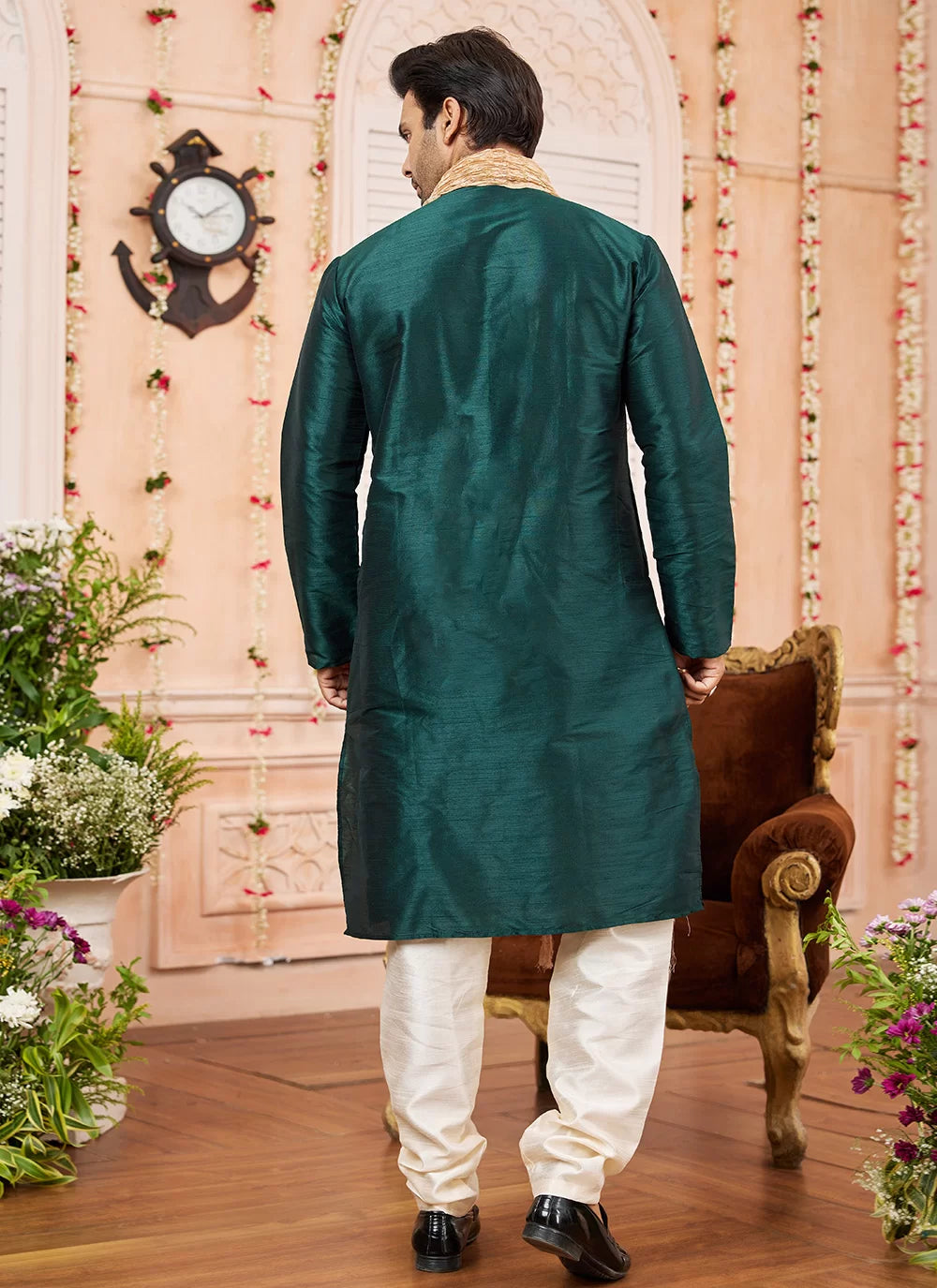 Raivat Ethnic Green Colour Art Silk Kurta Pajama With Matching Dupatta