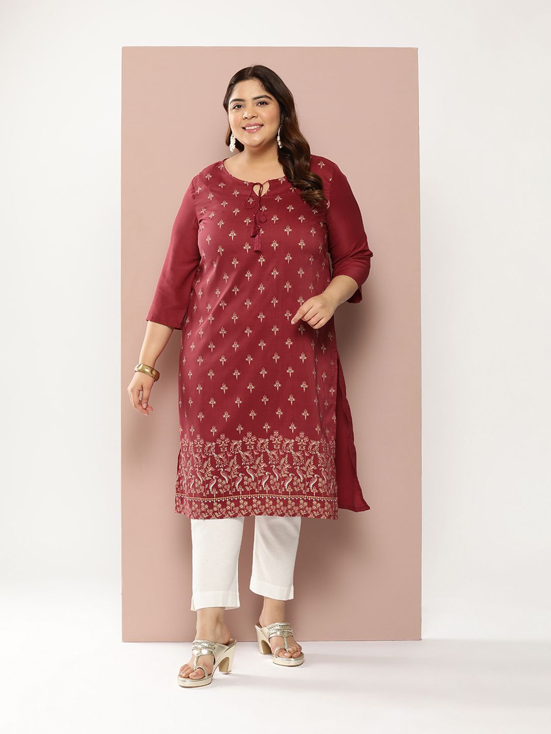 Sztori Plus Size Foil Print Tie-Up Neck Kurta - Distacart