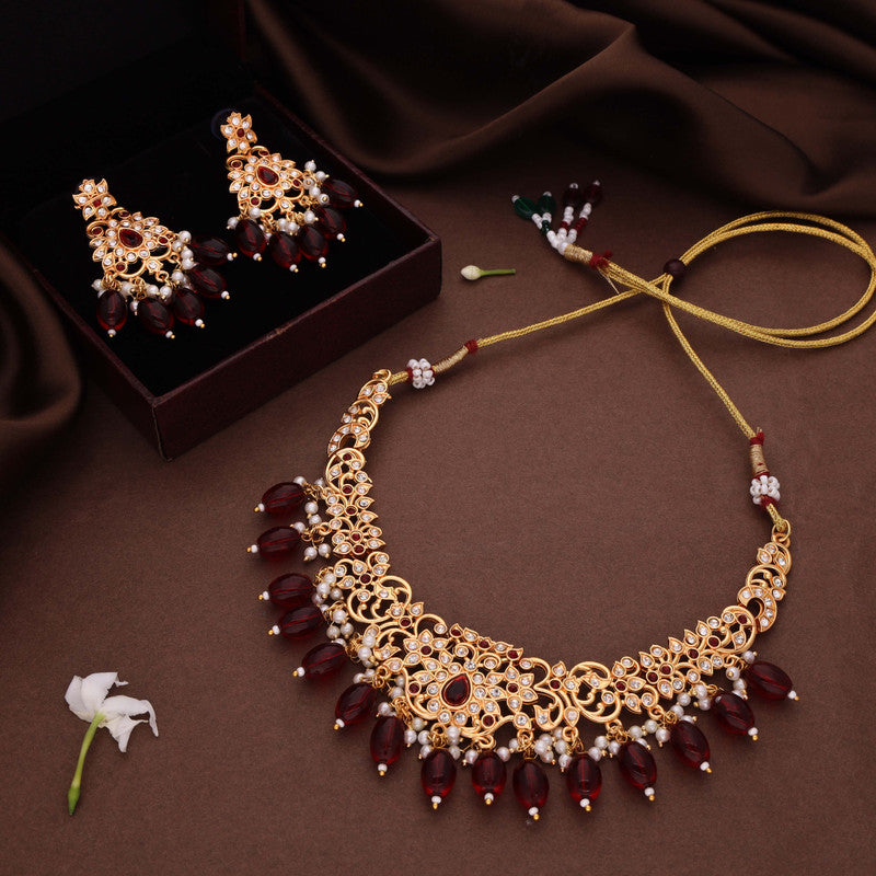 Tehzeeb Creations Gold-Polished Maroon & Green Colour Necklace With Stud - Distacart