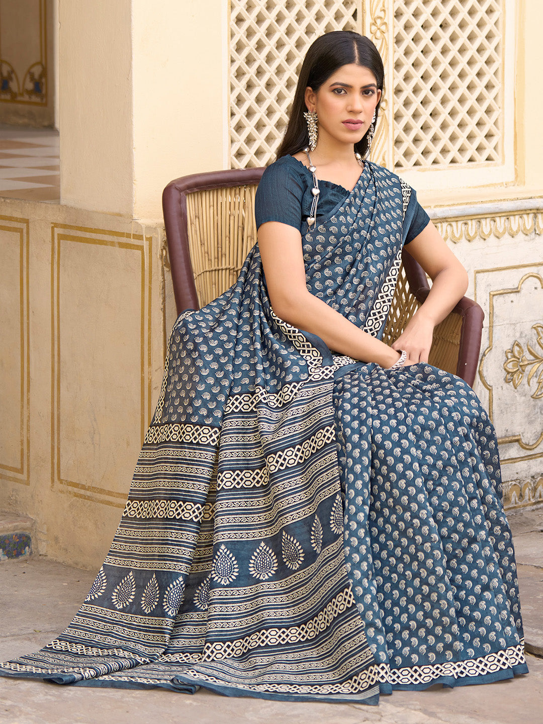 NOZ2TOZ Women's Bhagalpuri Silk Grey Printed Designer Saree With Blouse Piece - Distacart