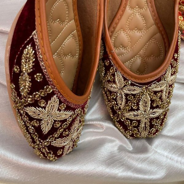 Desi Colour Women Indian Ethnic Footwear-Velvet Maroon - Distacart