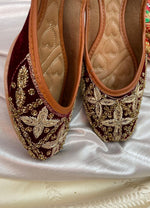 Thumbnail for Desi Colour Women Indian Ethnic Footwear-Velvet Maroon - Distacart