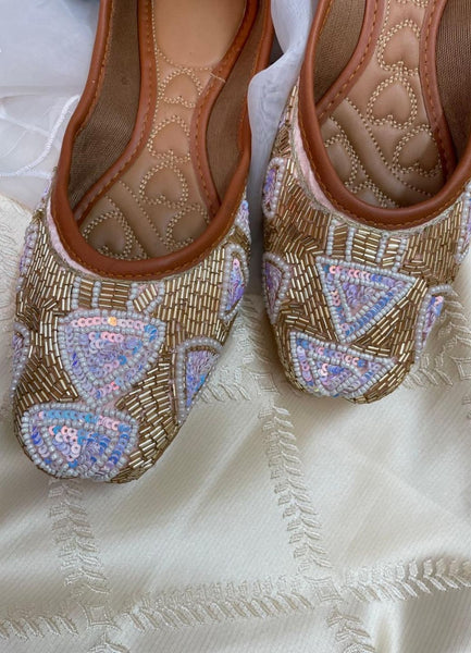 Desi Colour Women Indian Ethnic Footwear-Peach Pearl - Distacart