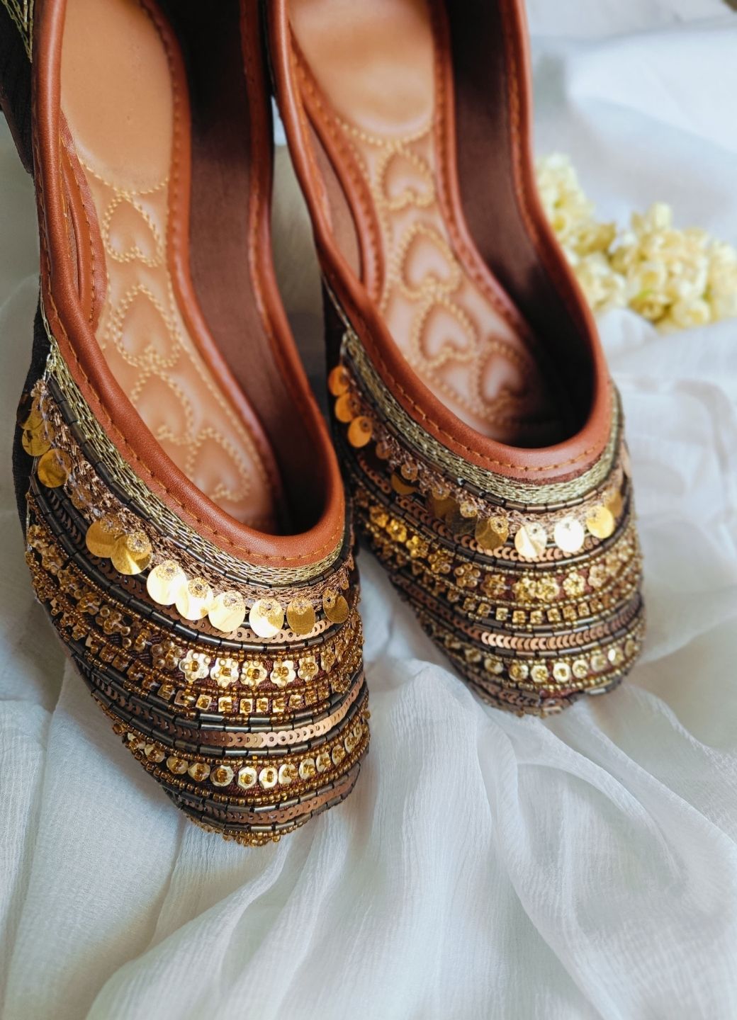 Desi Colour Women Indian Ethnic Footwear-Copper Dabka - Distacart