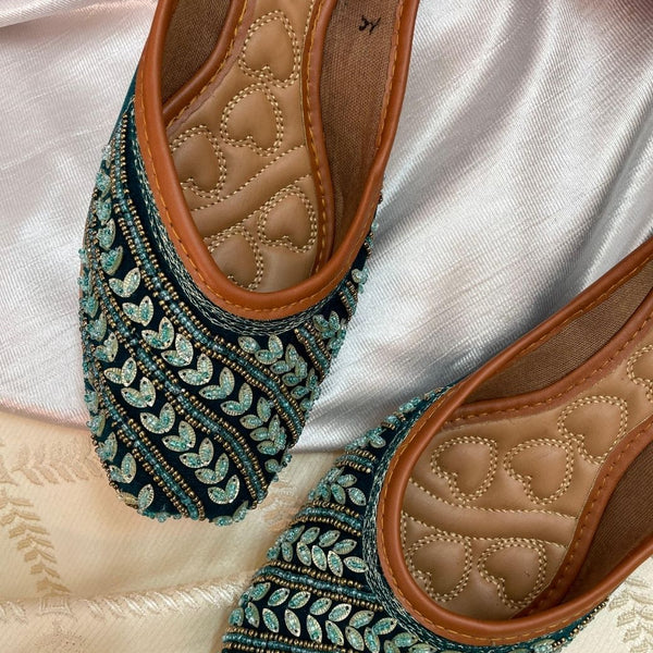 Desi Colour Women Indian Ethnic Footwear-Velvet Teal - Distacart