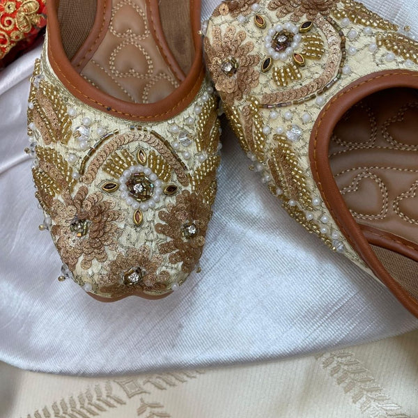 Desi Colour Women Indian Ethnic Footwear-Golden Heavy Work - Distacart