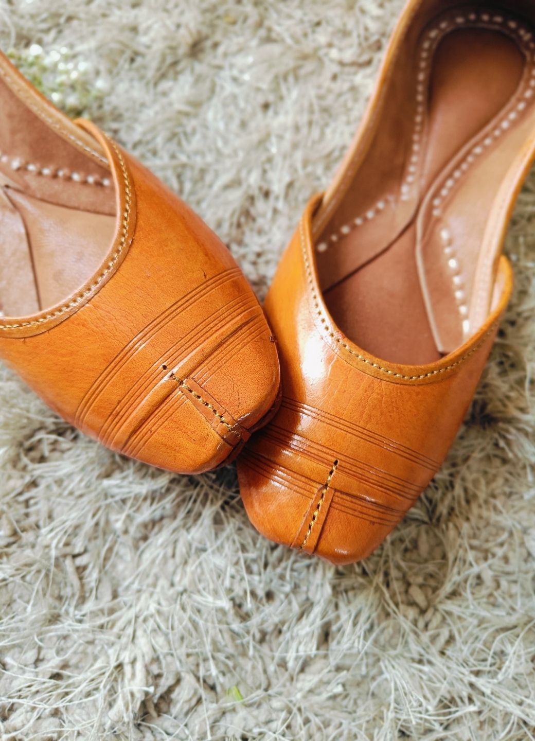 Desi Colour Women Indian Ethnic Footwear-Tan Leather Basic - Distacart