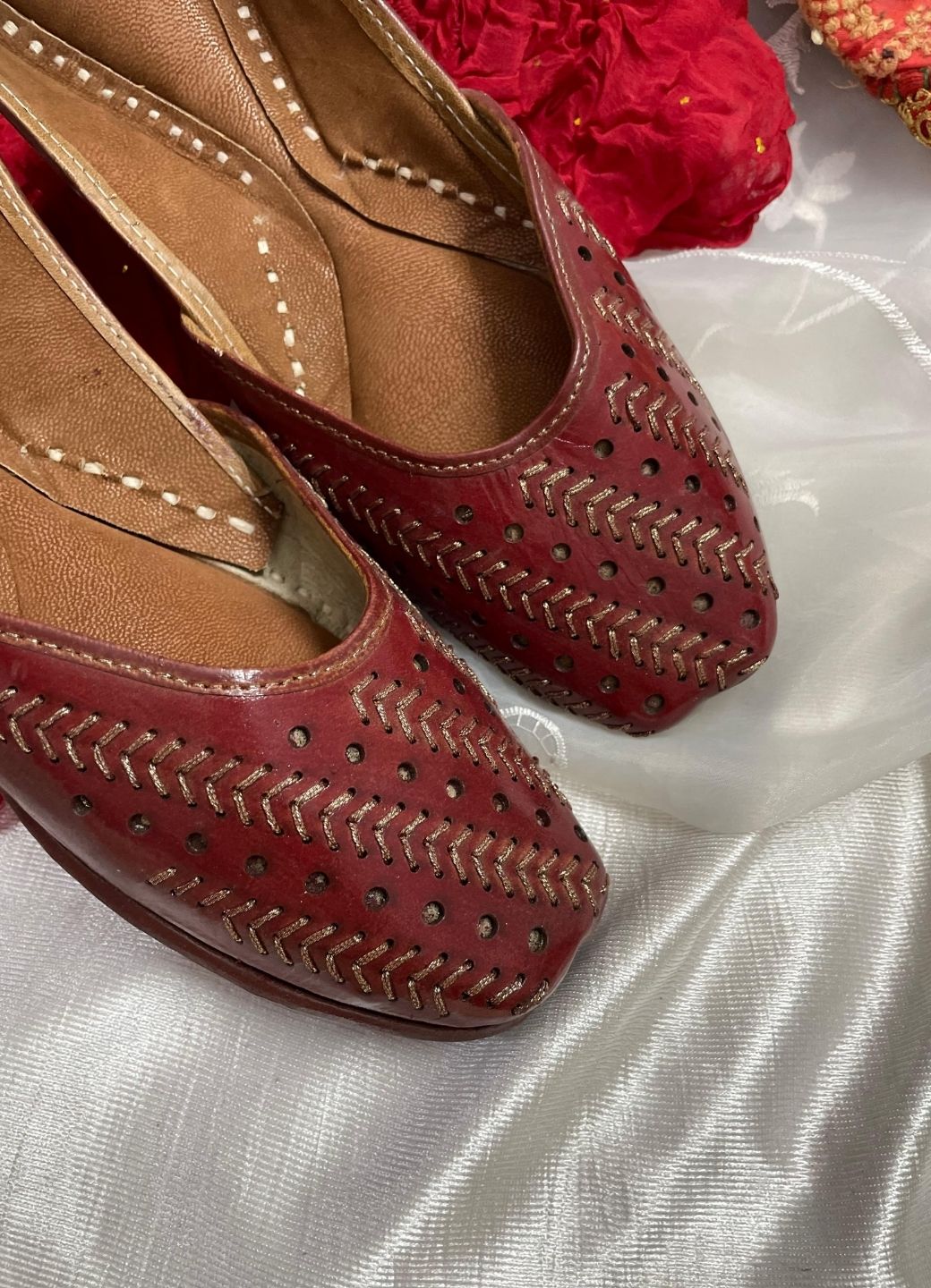 Desi Colour Women Indian Ethnic Footwear-Red Leather Zari - Distacart