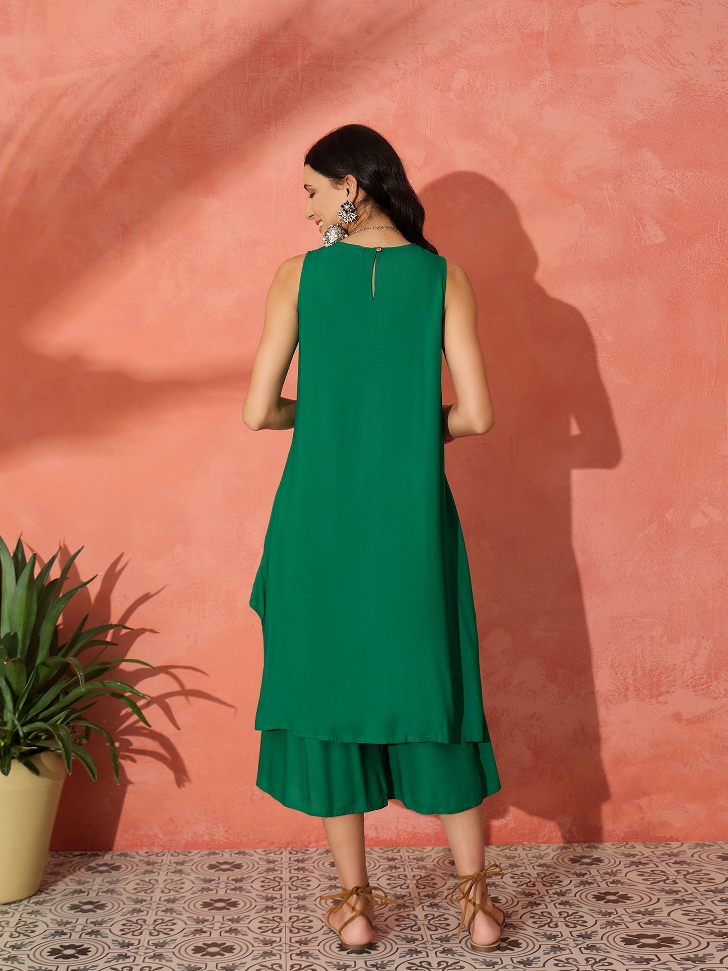 InWeave Forest Green Short Kurta Palazzo Set - Distacart