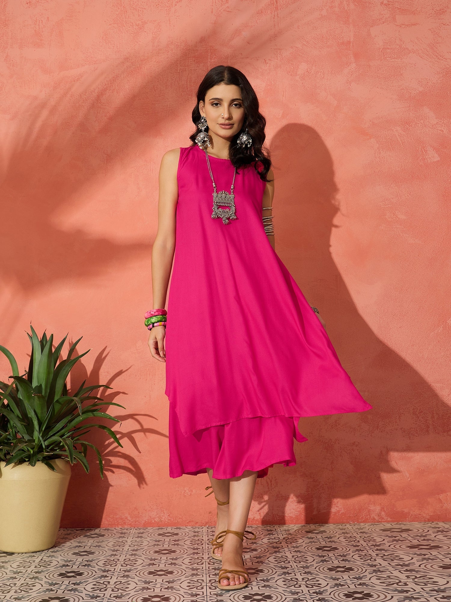 InWeave Fuchsia Short Kurta Palazzo Set - Distacart