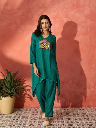 InWeave Teal Triangle Patch Kurta Set - Distacart
