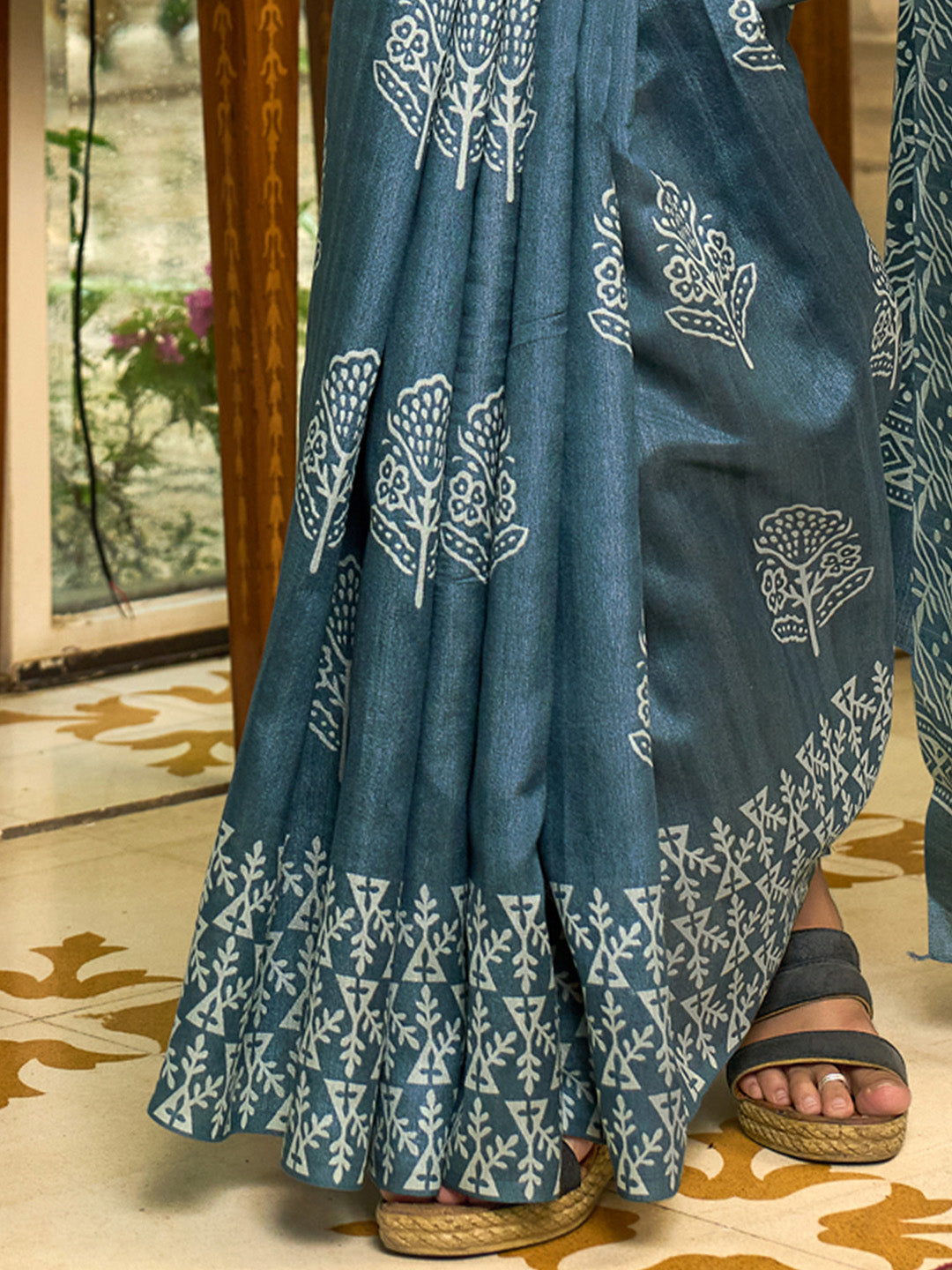 NOZ2TOZ Women's Bhagalpuri Silk Grey Printed Designer Saree With Blouse Piece - Distacart