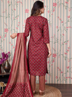 Thumbnail for Ode by House of Pataudi Floral Printed Regular Pure Cotton Kurta with Trousers & Dupatta - Distacart
